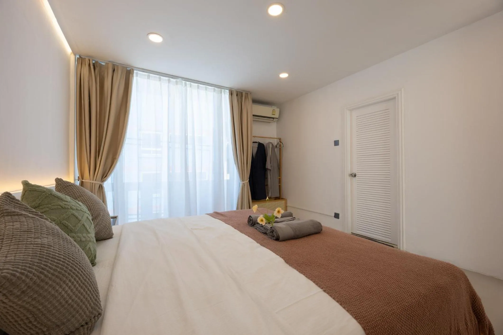 Bed in Ratchada Retreat Boutique Suites