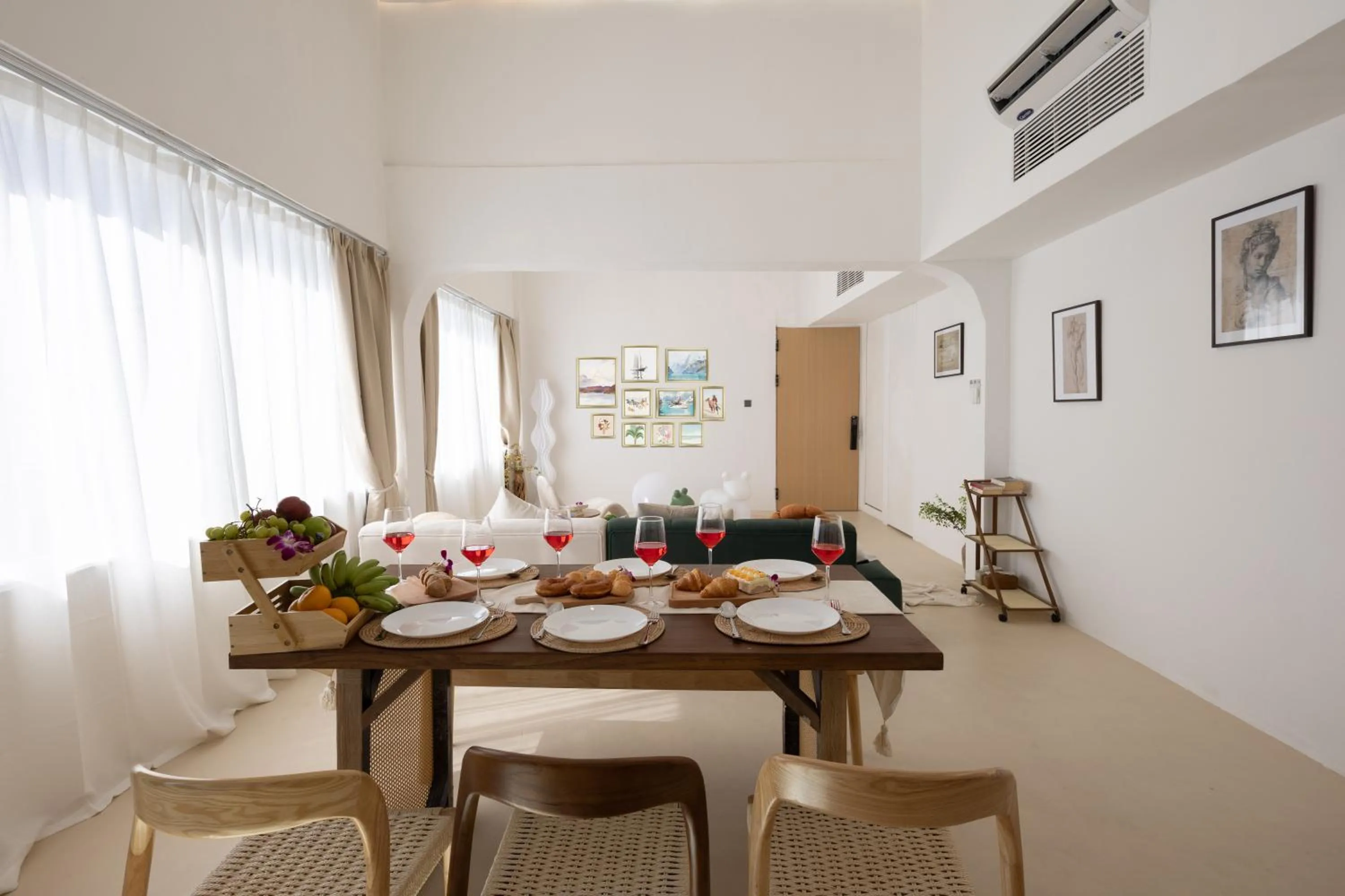 Ratchada Retreat Boutique Suites