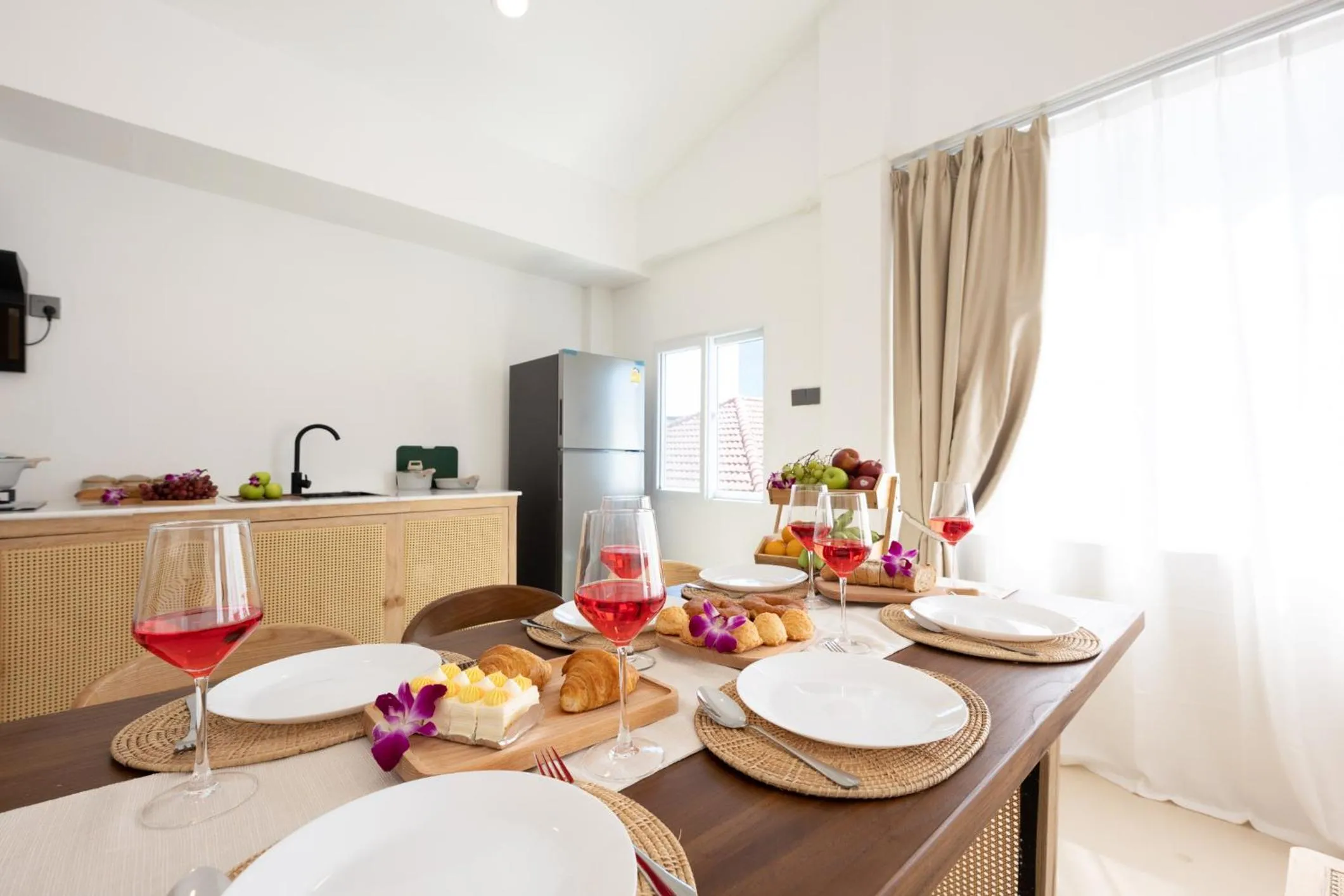 Ratchada Retreat Boutique Suites