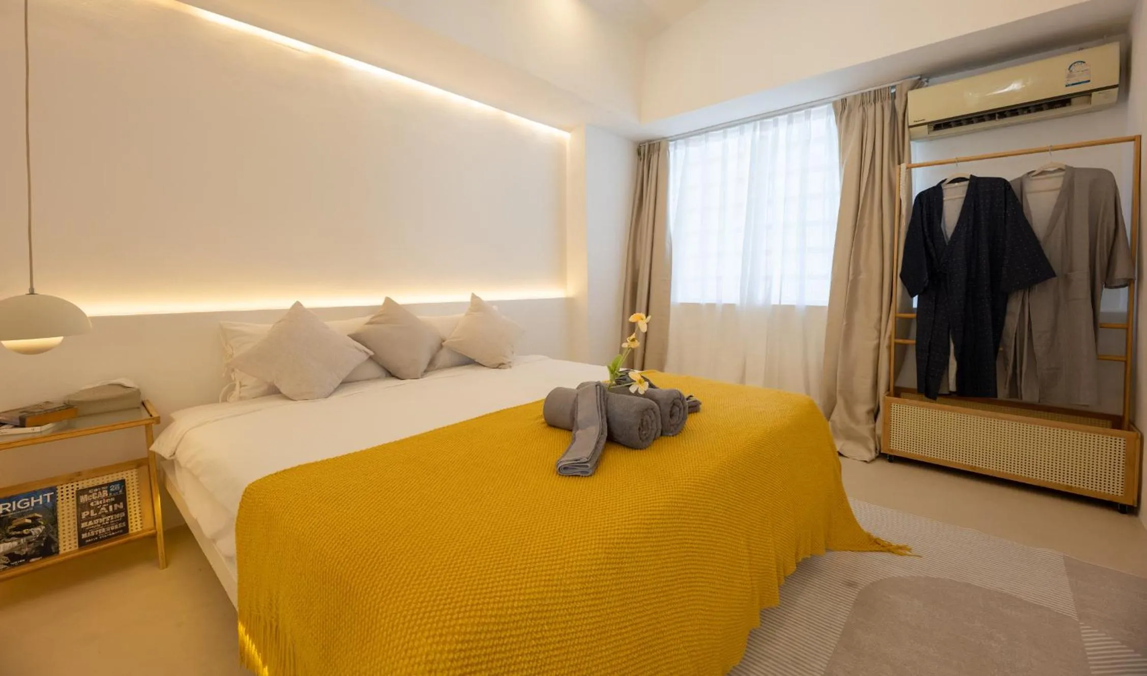 Bed in Ratchada Retreat Boutique Suites
