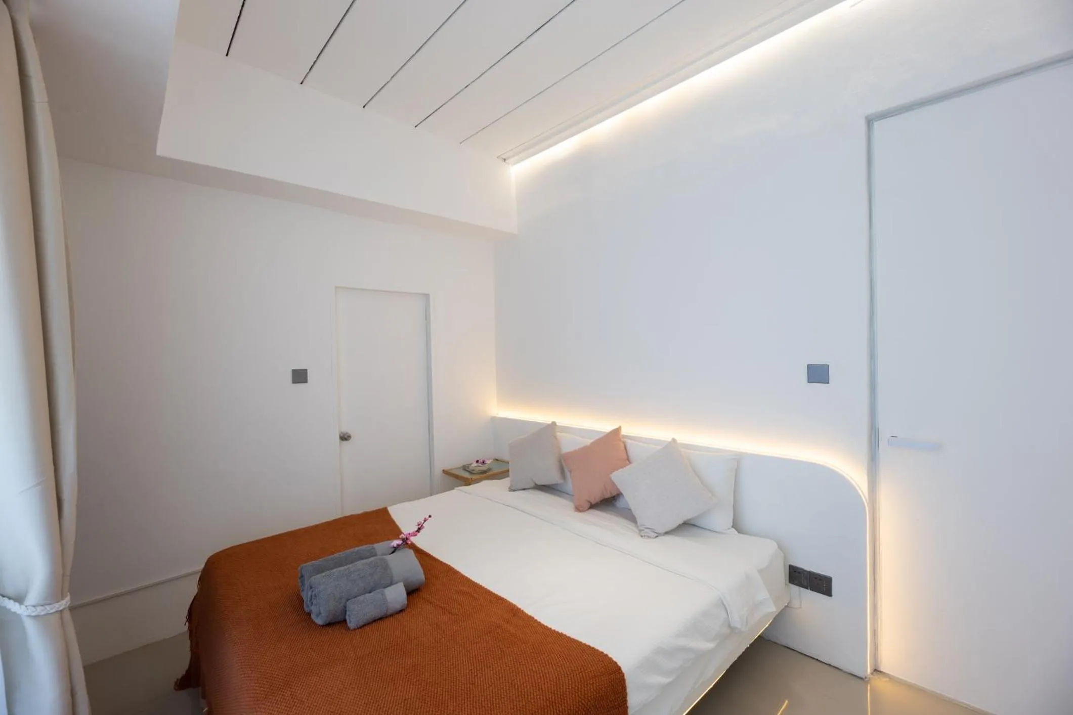 Bed in Ratchada Retreat Boutique Suites