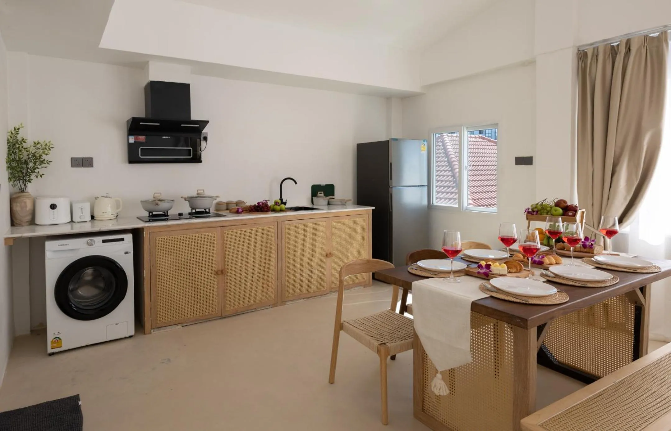Ratchada Retreat Boutique Suites