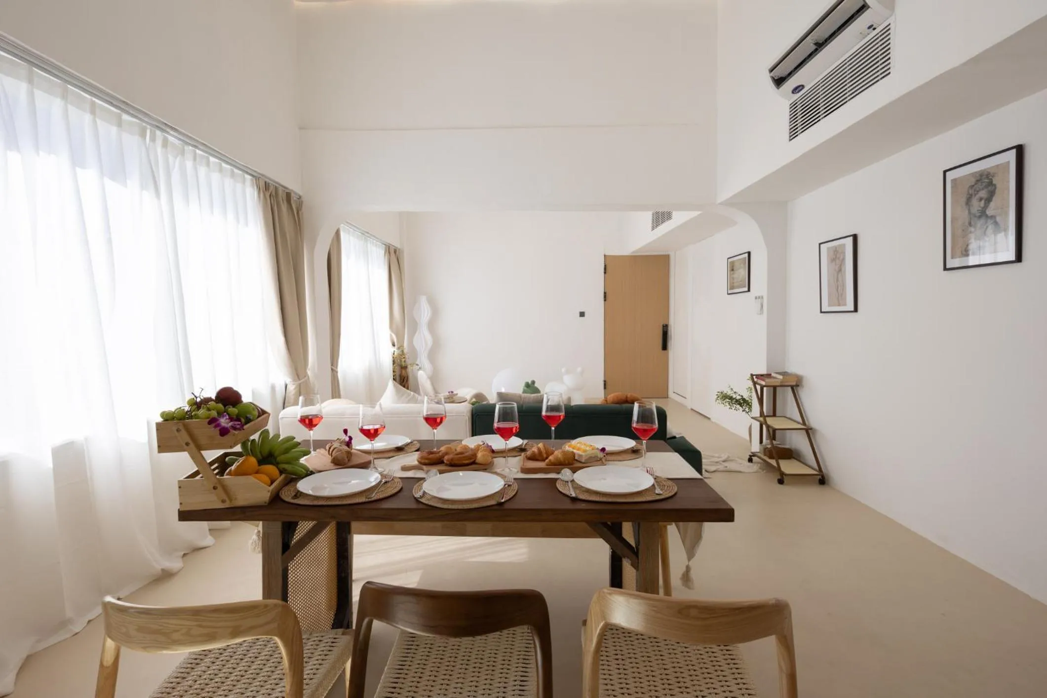 Ratchada Retreat Boutique Suites