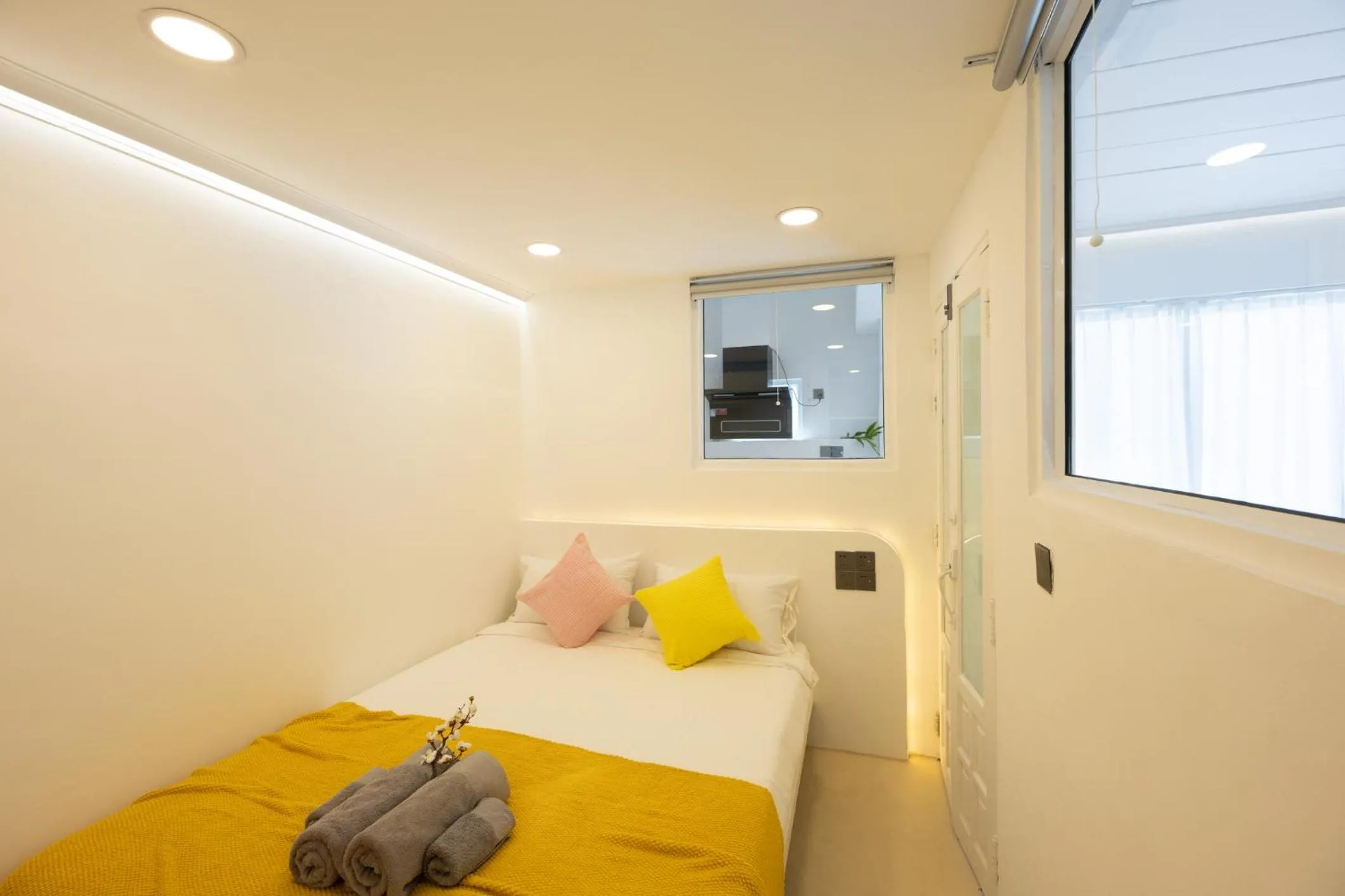 Bed in Ratchada Retreat Boutique Suites