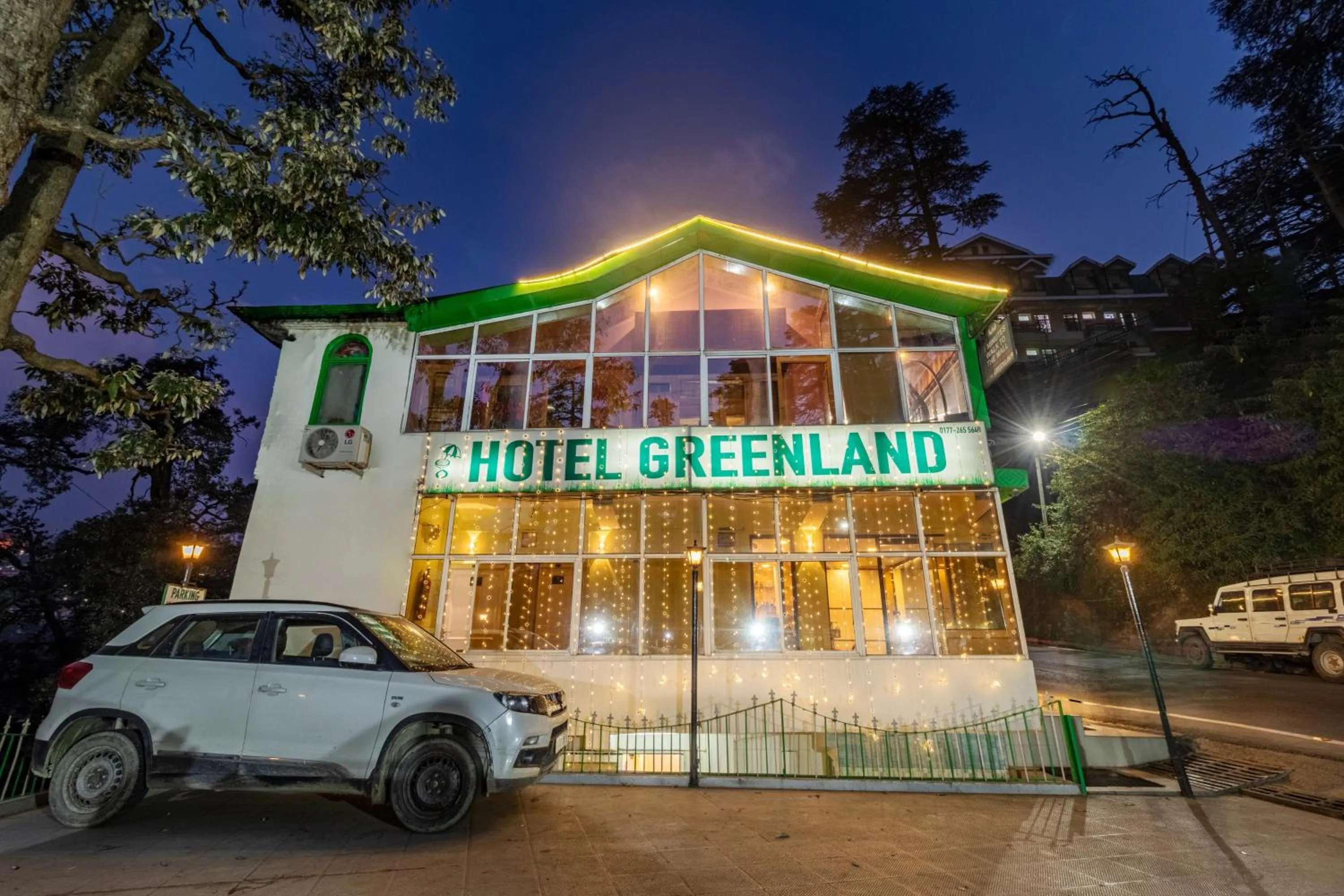 Facade/entrance in Treebo Greenland, Mall Road