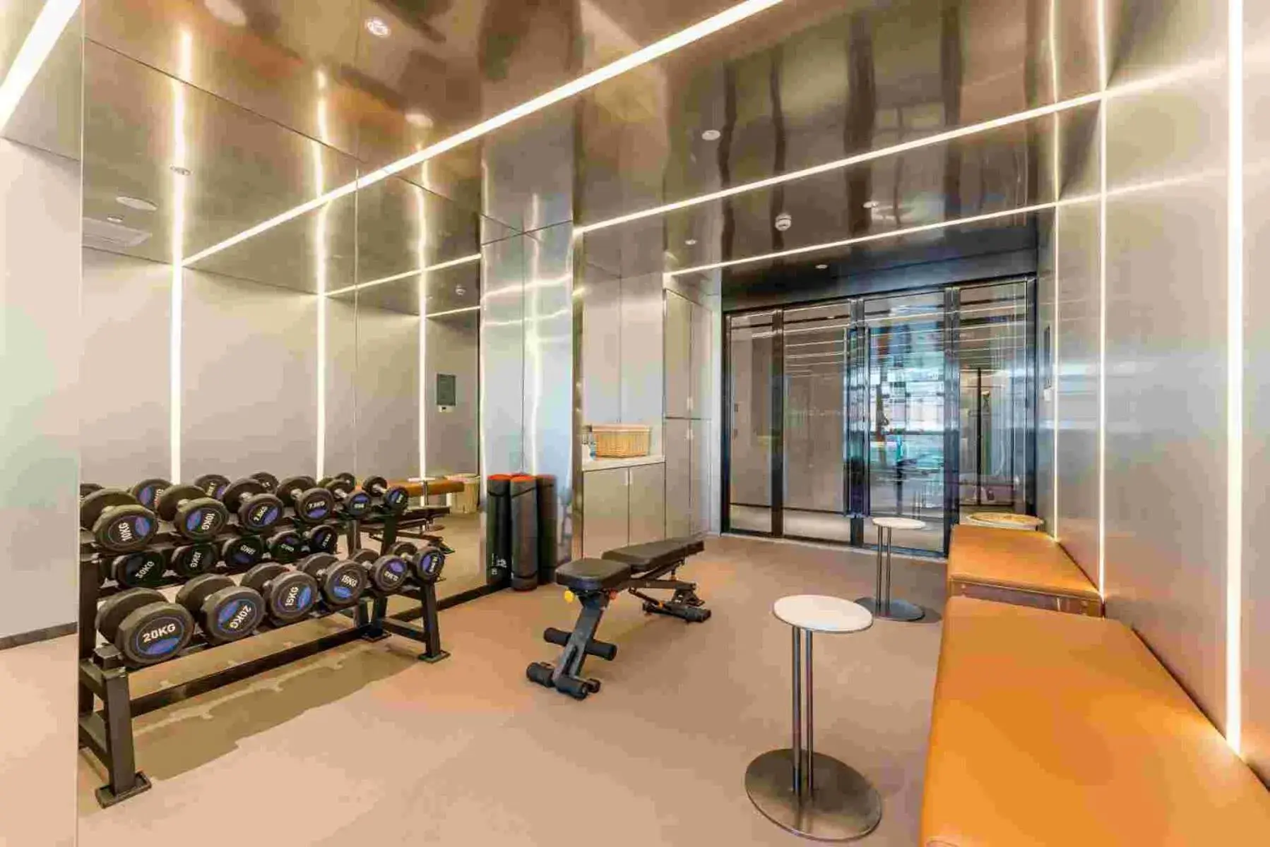 Fitness centre/facilities in Crystal Hotel Shanghai North Sichuan Road on the Bund Fitness centre/facilities in Crystal Hotel Shanghai North Sichuan Road on the Bund