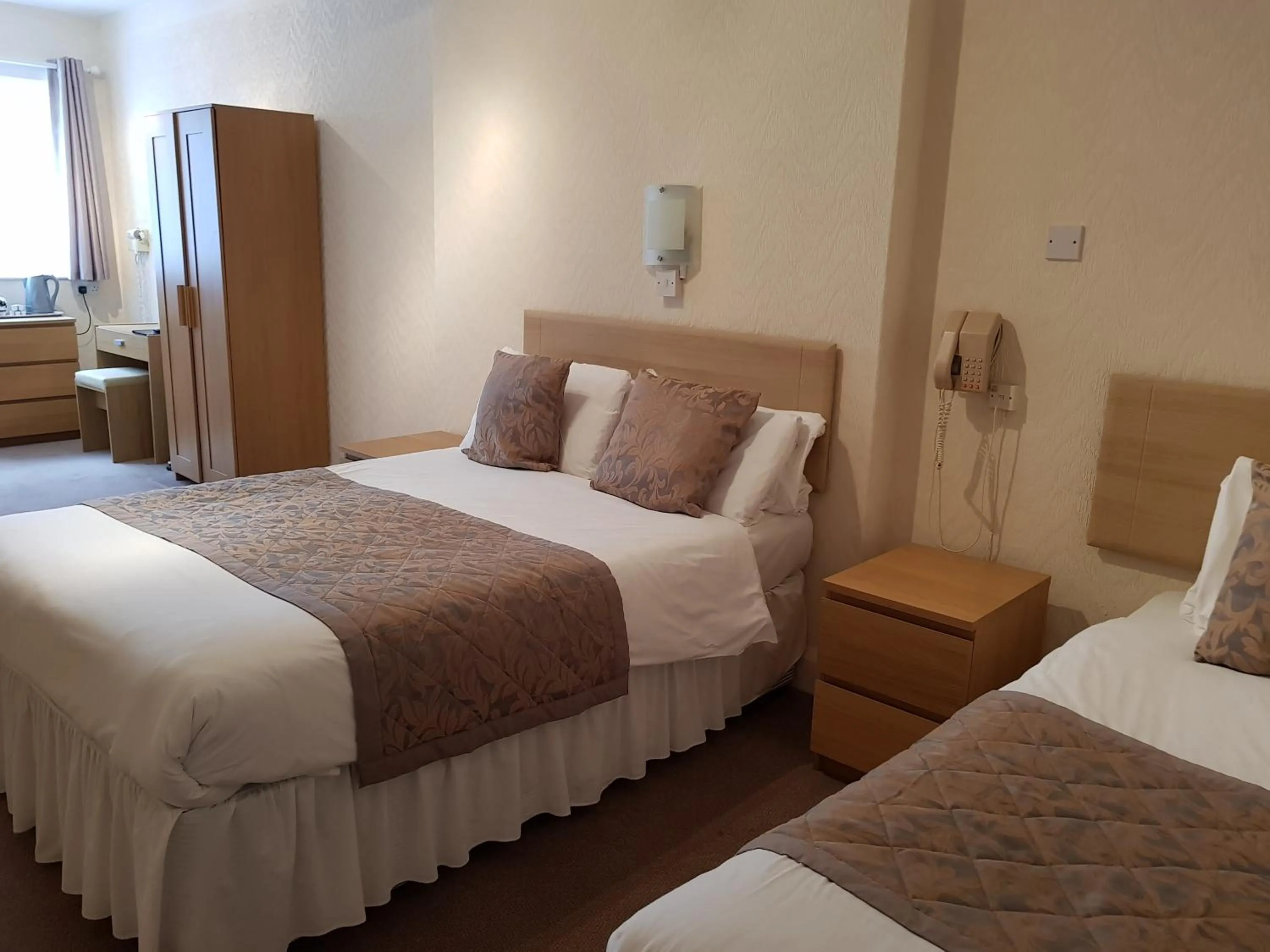 Pool view, Bed in Burley Court Hotel