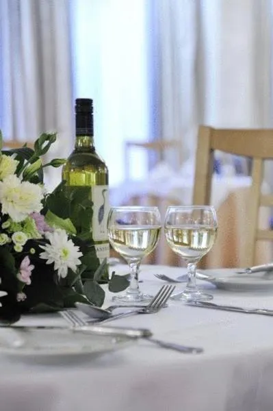 Alcoholic drinks in Burley Court Hotel