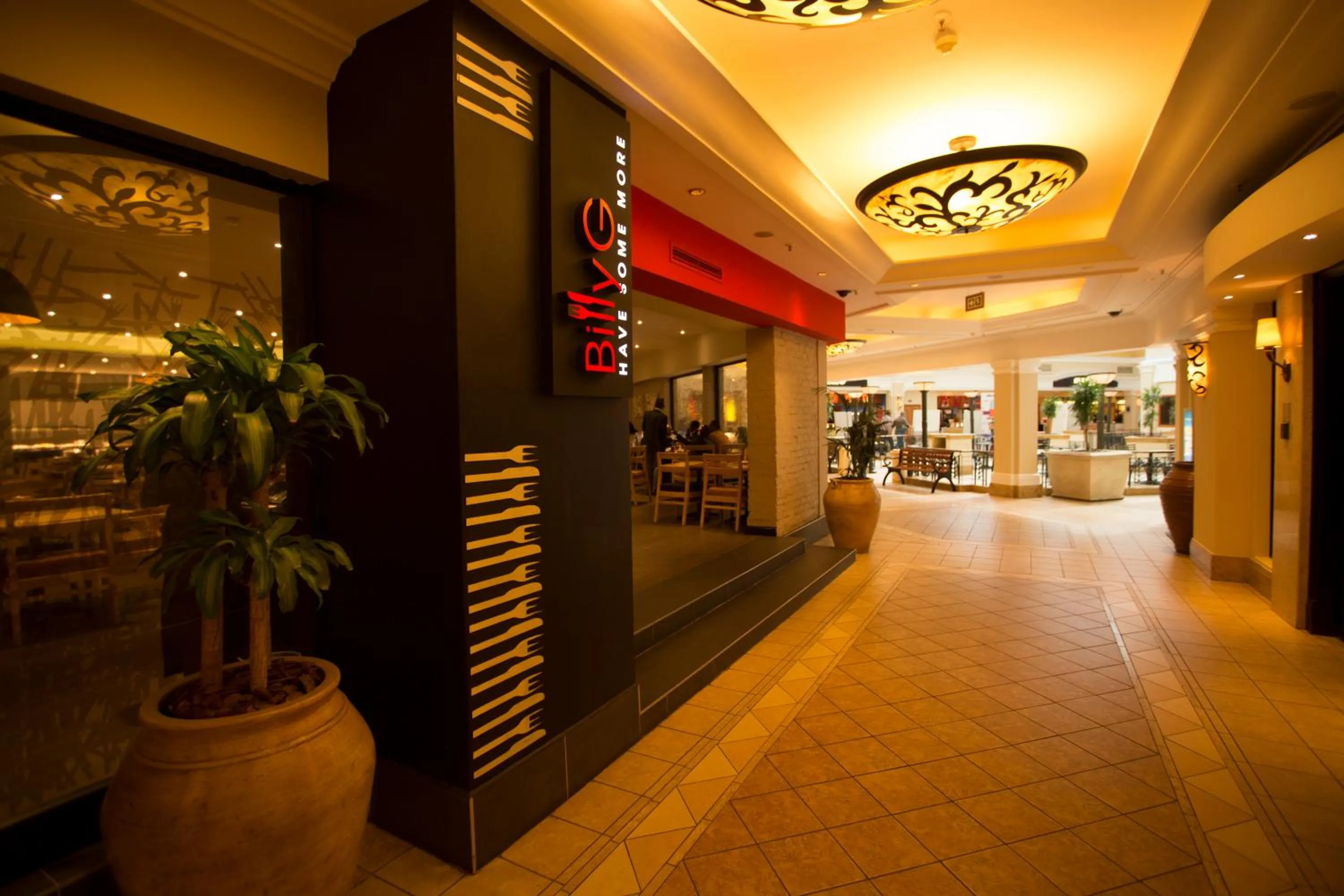 Restaurant/places to eat in The Ridge Hotel