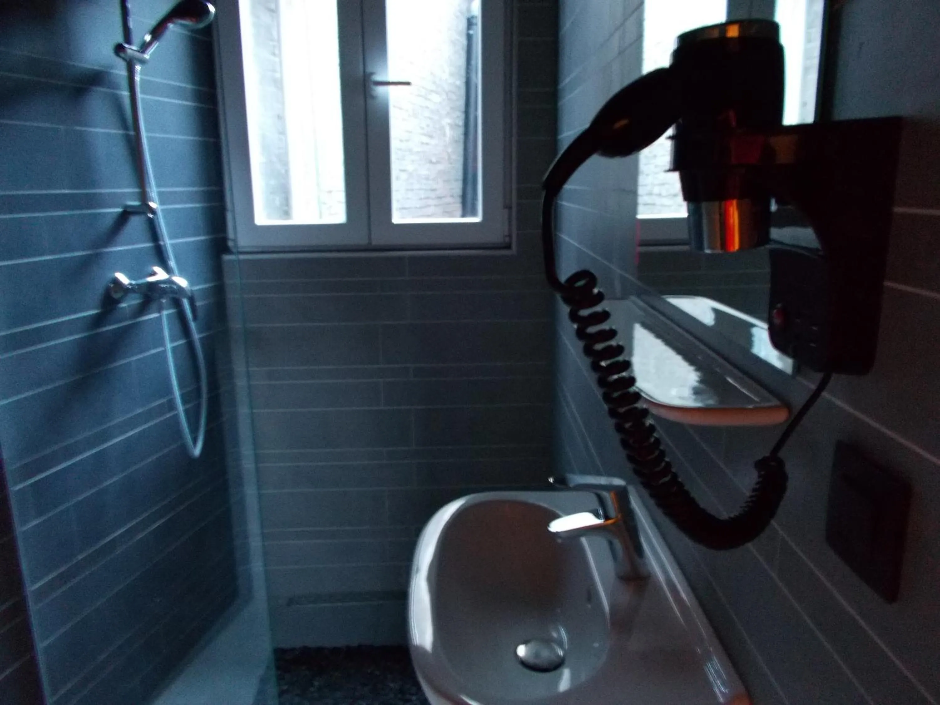 Bathroom in Urban City Centre Hostel