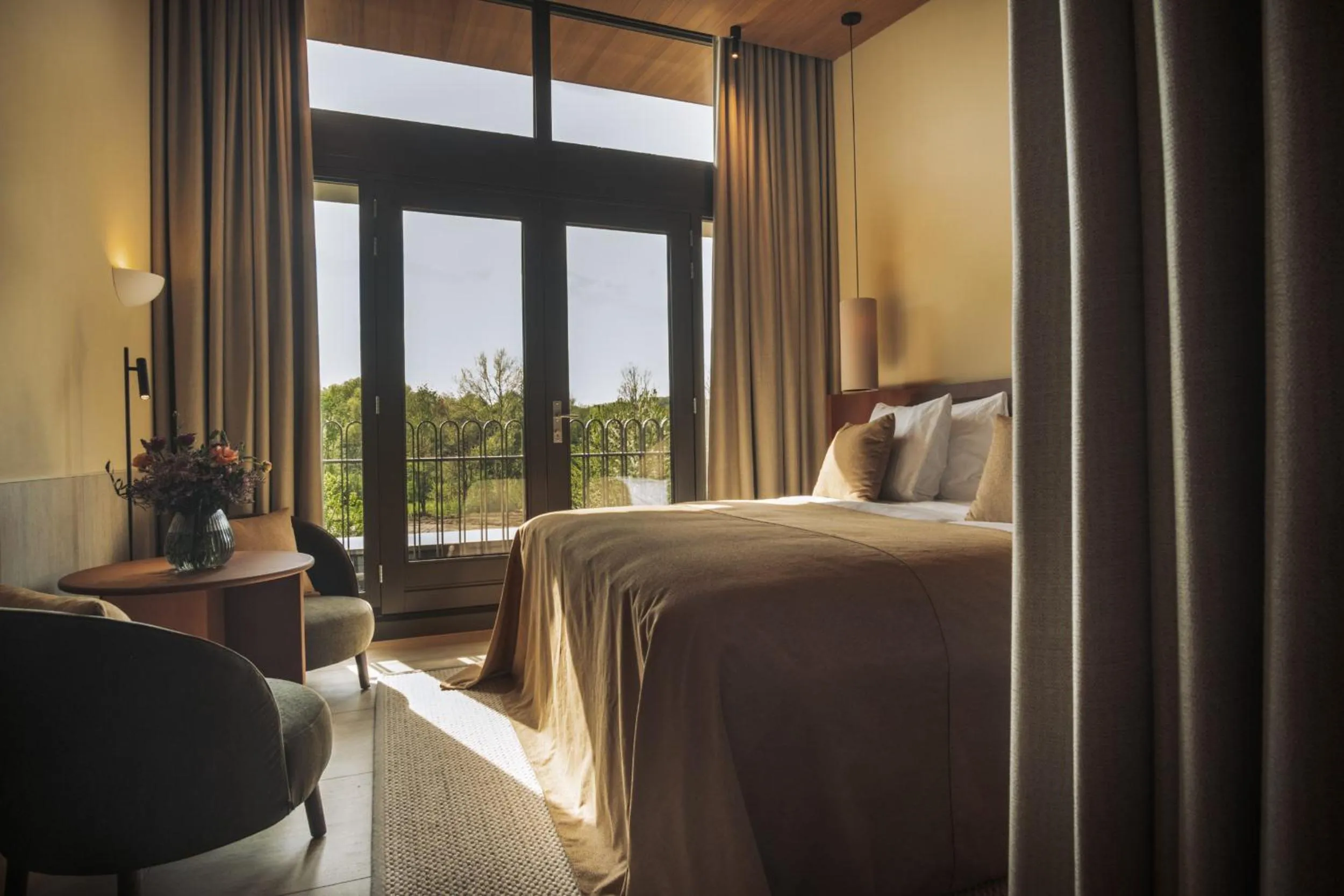 Balcony/Terrace, Bed in Van Oys Maastricht Retreat, a Leading Hotel of the World