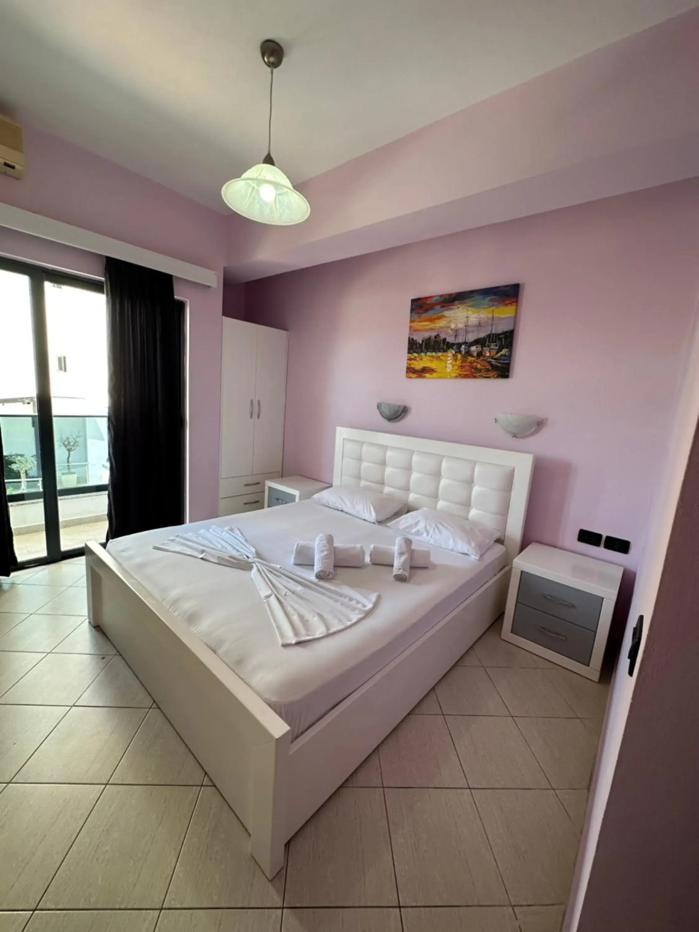 Double Room with Side Sea View in Hotel Kompleks Joni Double Room with Side Sea View in Hotel Kompleks Joni
