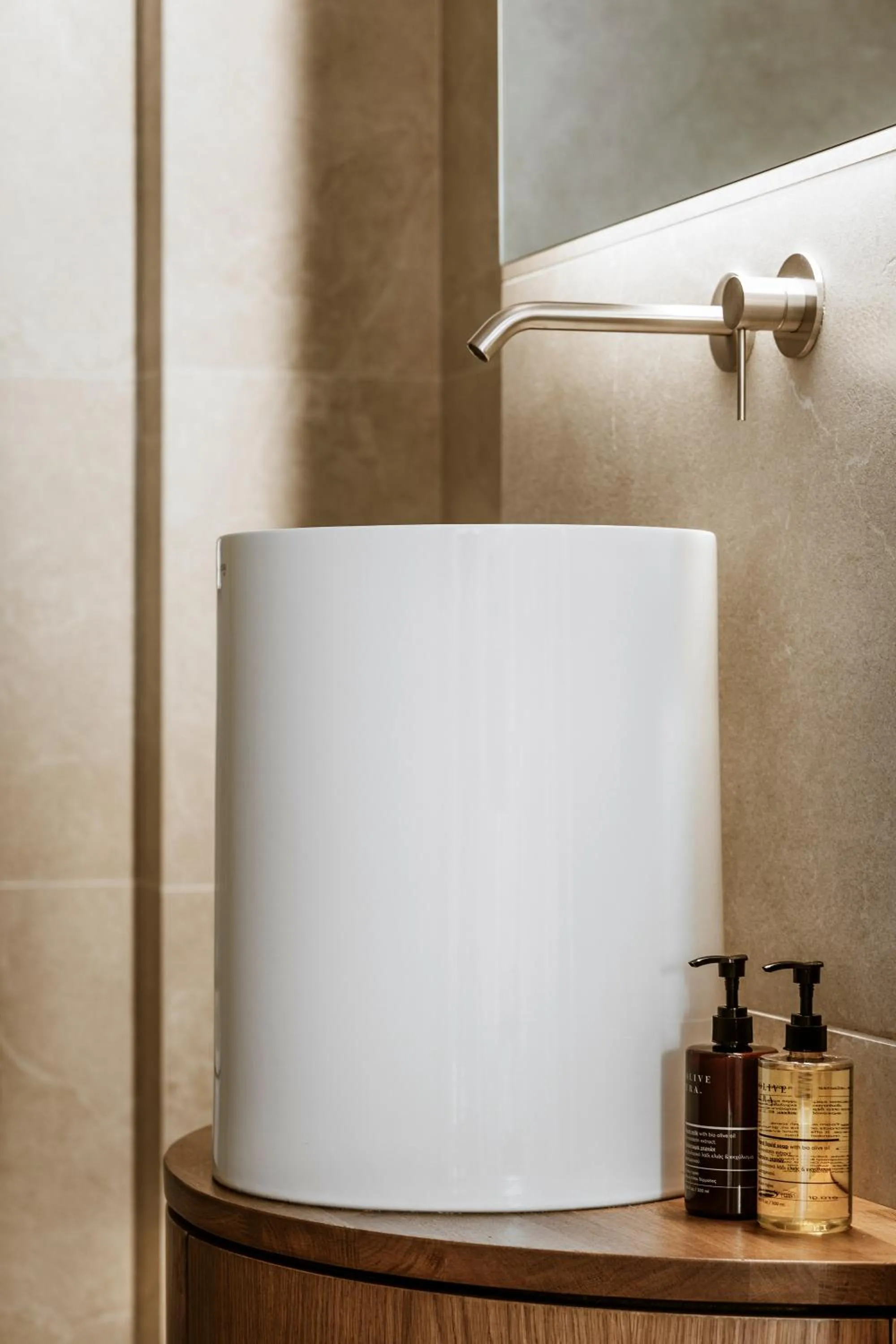 Bathroom in Likno Athens