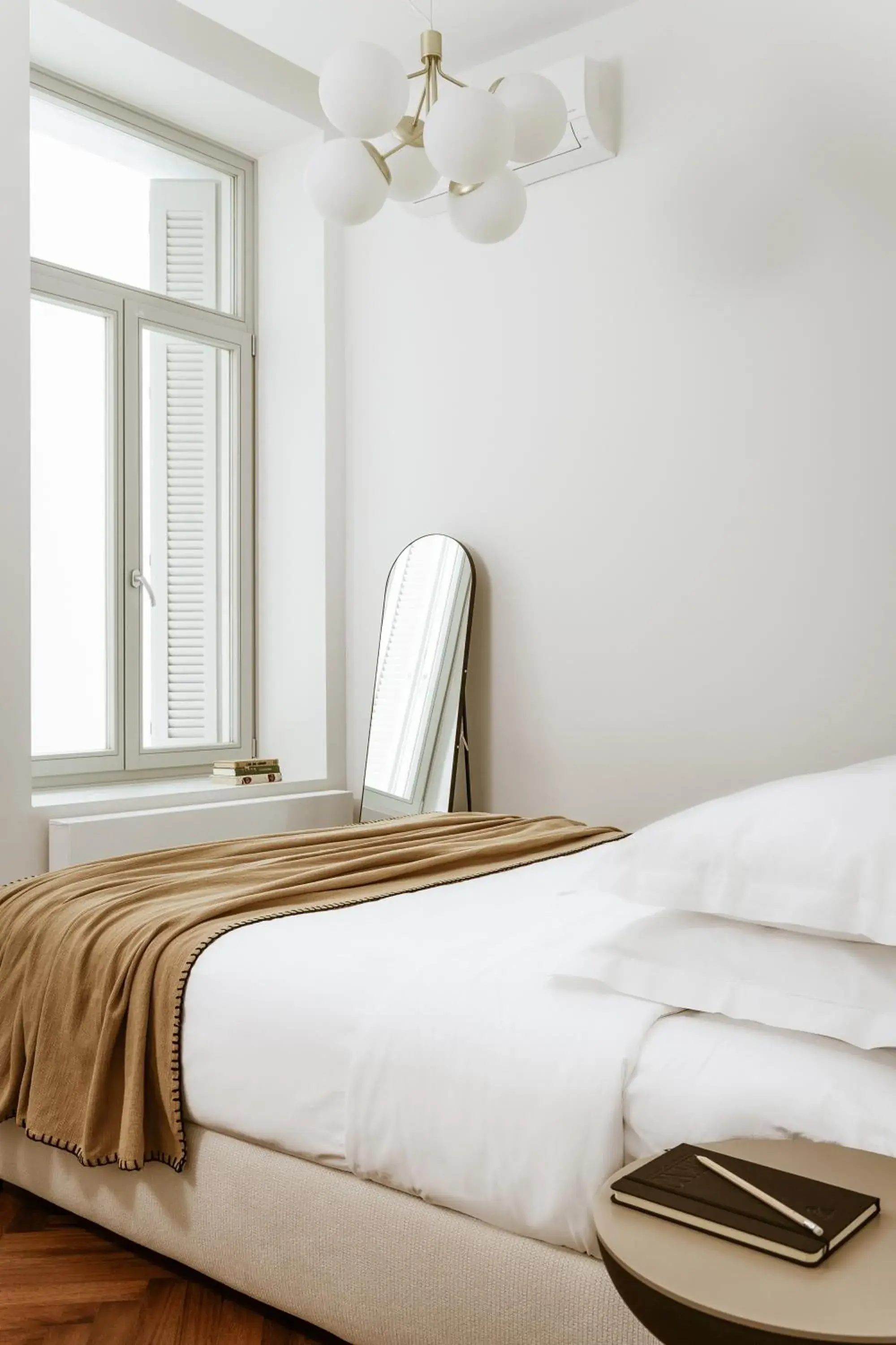 Bed in Likno Athens Bed in Likno Athens