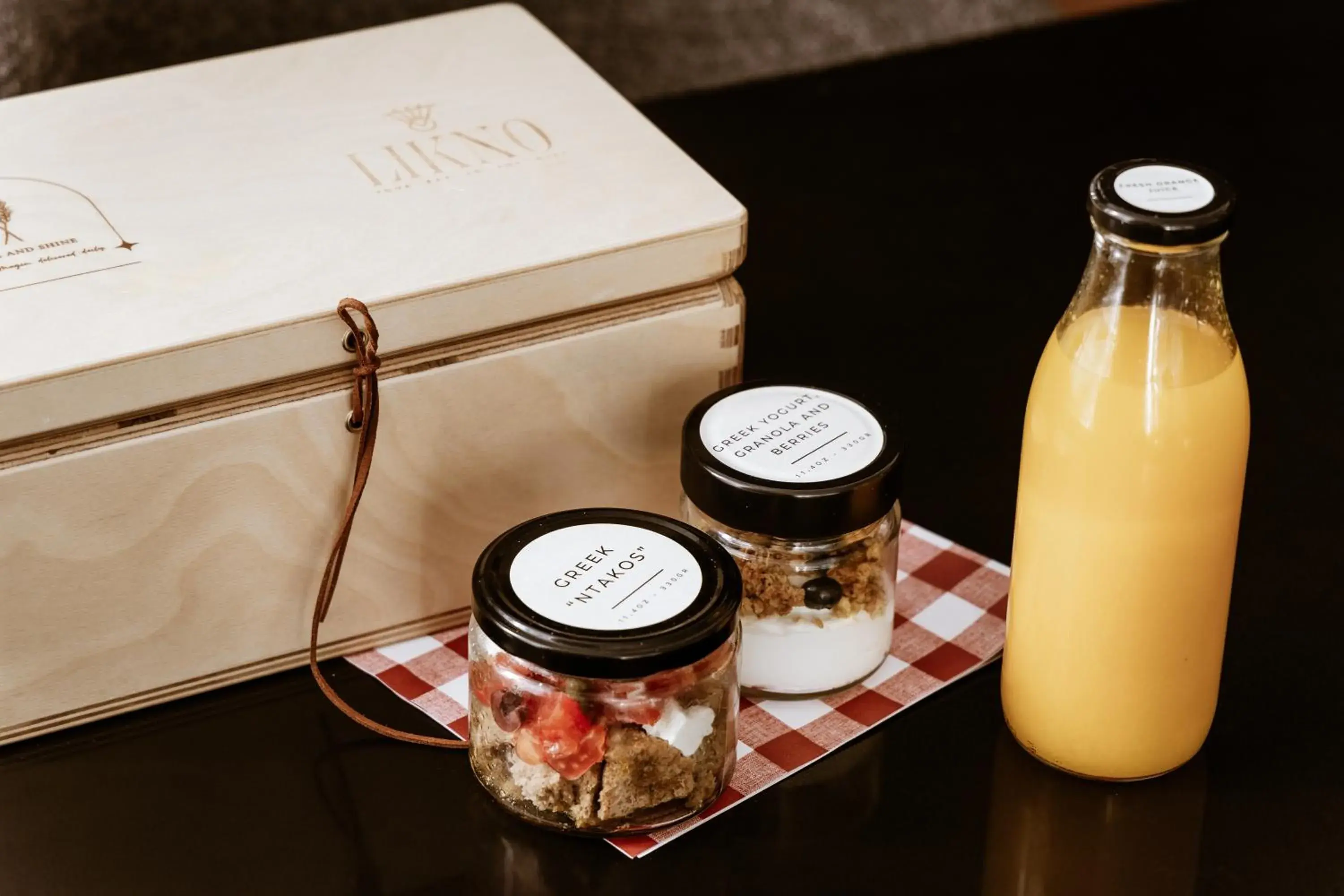 Food and drinks in Likno Athens Food and drinks in Likno Athens