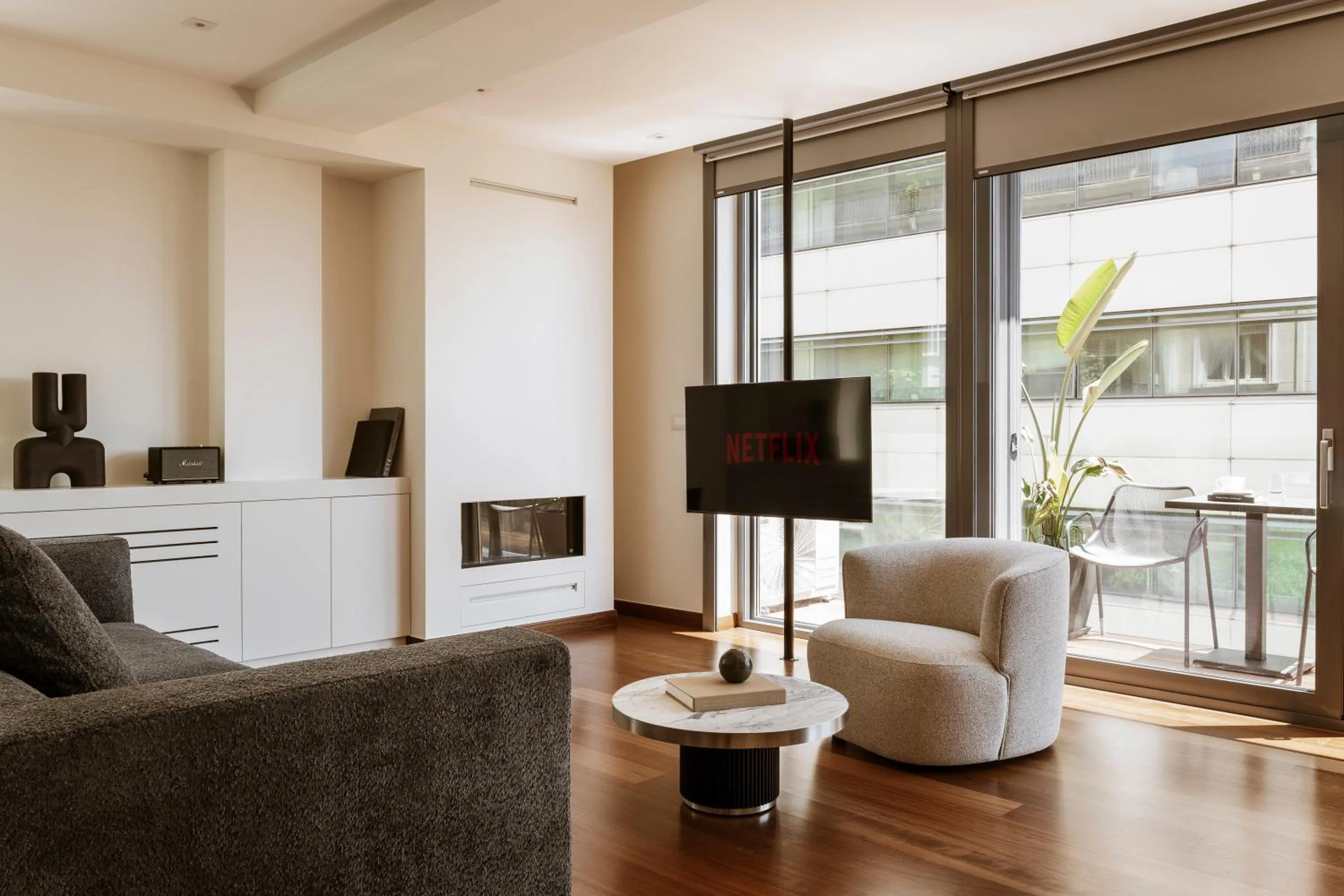 TV and multimedia in Likno Athens