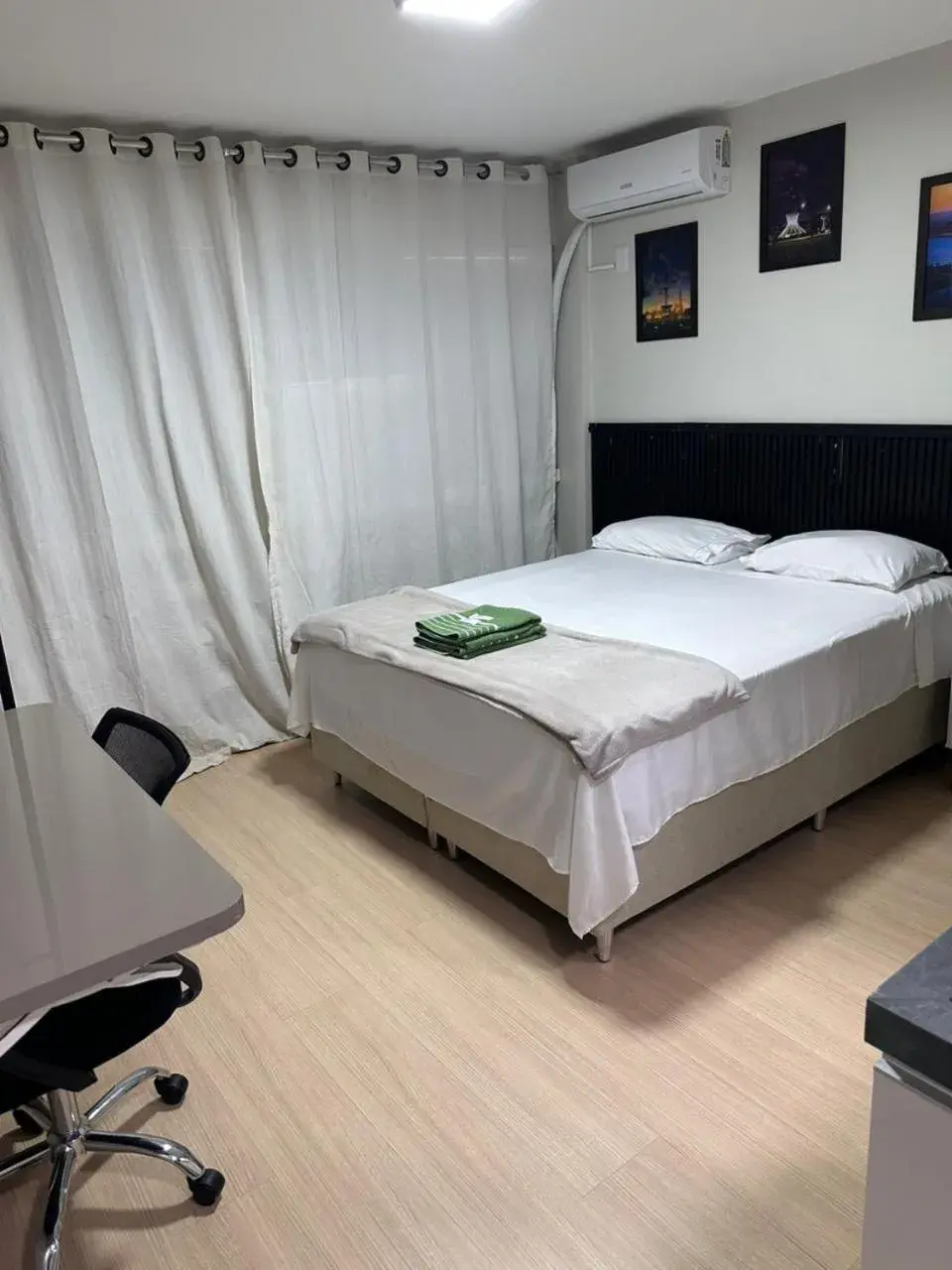 Apartment 2 - single occupancy in Temporada - Kit Brasília - Sudoeste- 222 - Melhor Custo Benefício - Até 4 pessoas Apartment 2 - single occupancy in Temporada - Kit Brasília - Sudoeste- 222 - Melhor Custo Benefício - Até 4 pessoas