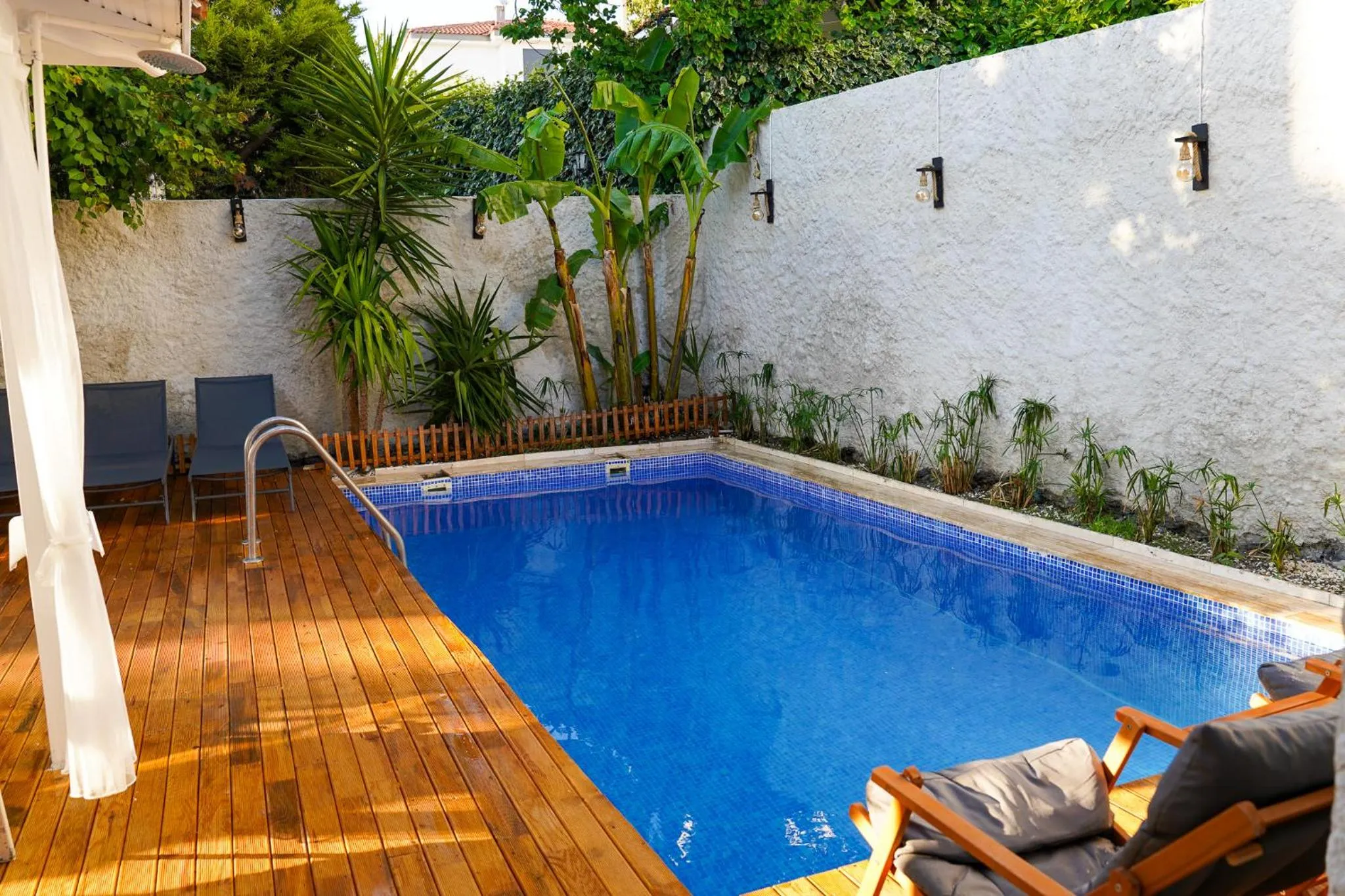 Swimming pool in Kekik Alaçatı Otel