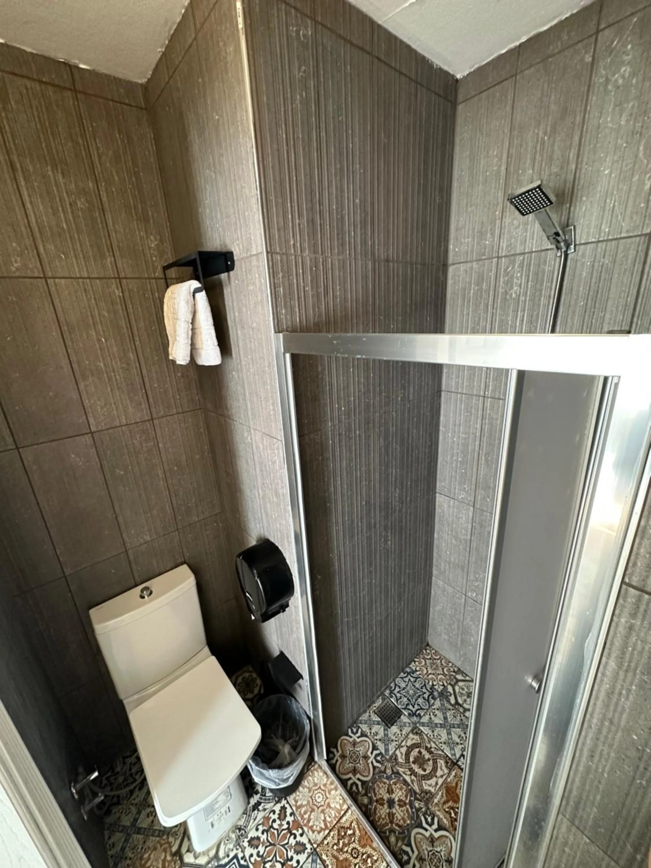 Shower in Kekik Alaçatı Otel