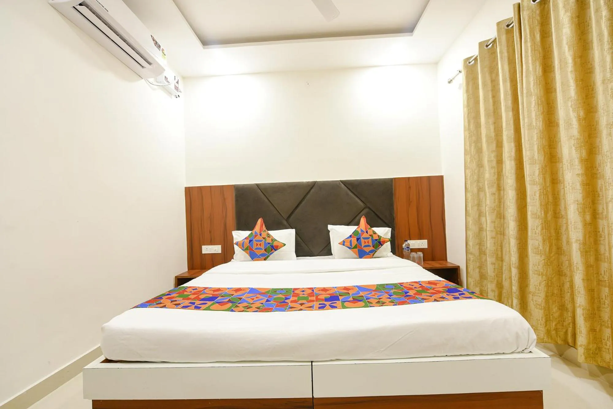 Bed in FabHotel Solace Inn