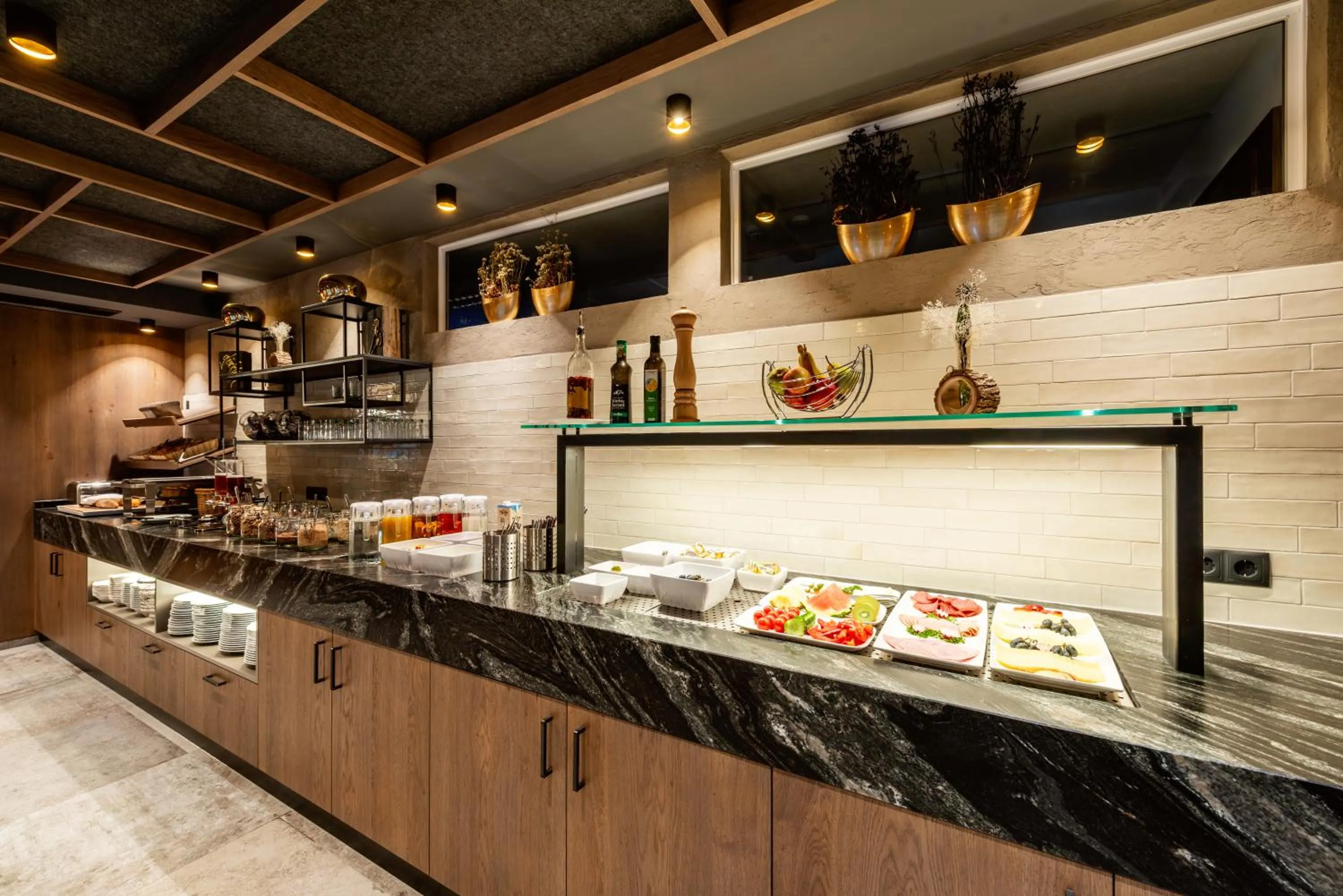 Buffet breakfast in Hotel Enzian Paznaun