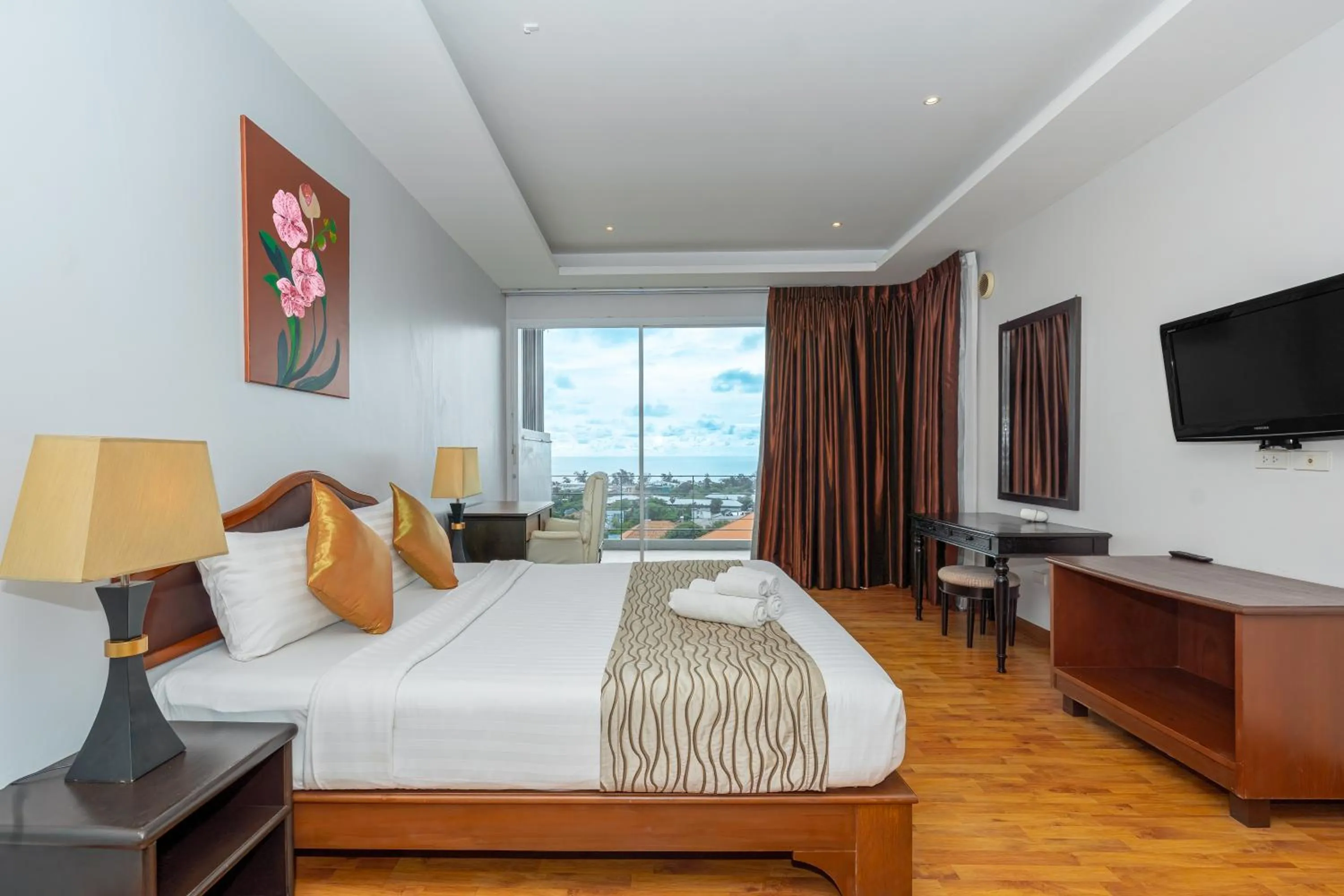 Bed in Hillside Seaview Residence