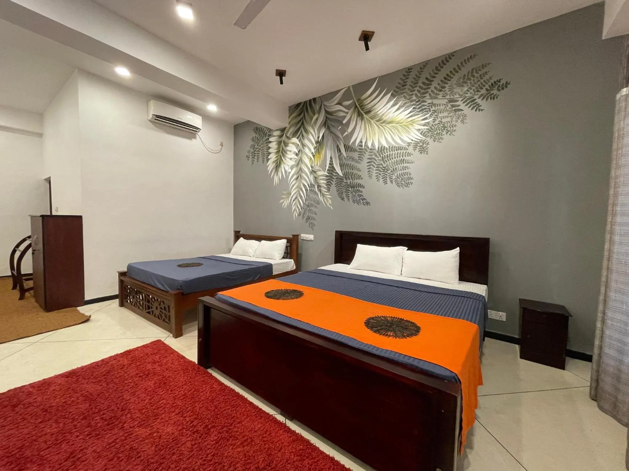 Bedroom, Bed in Crystal Oceanic