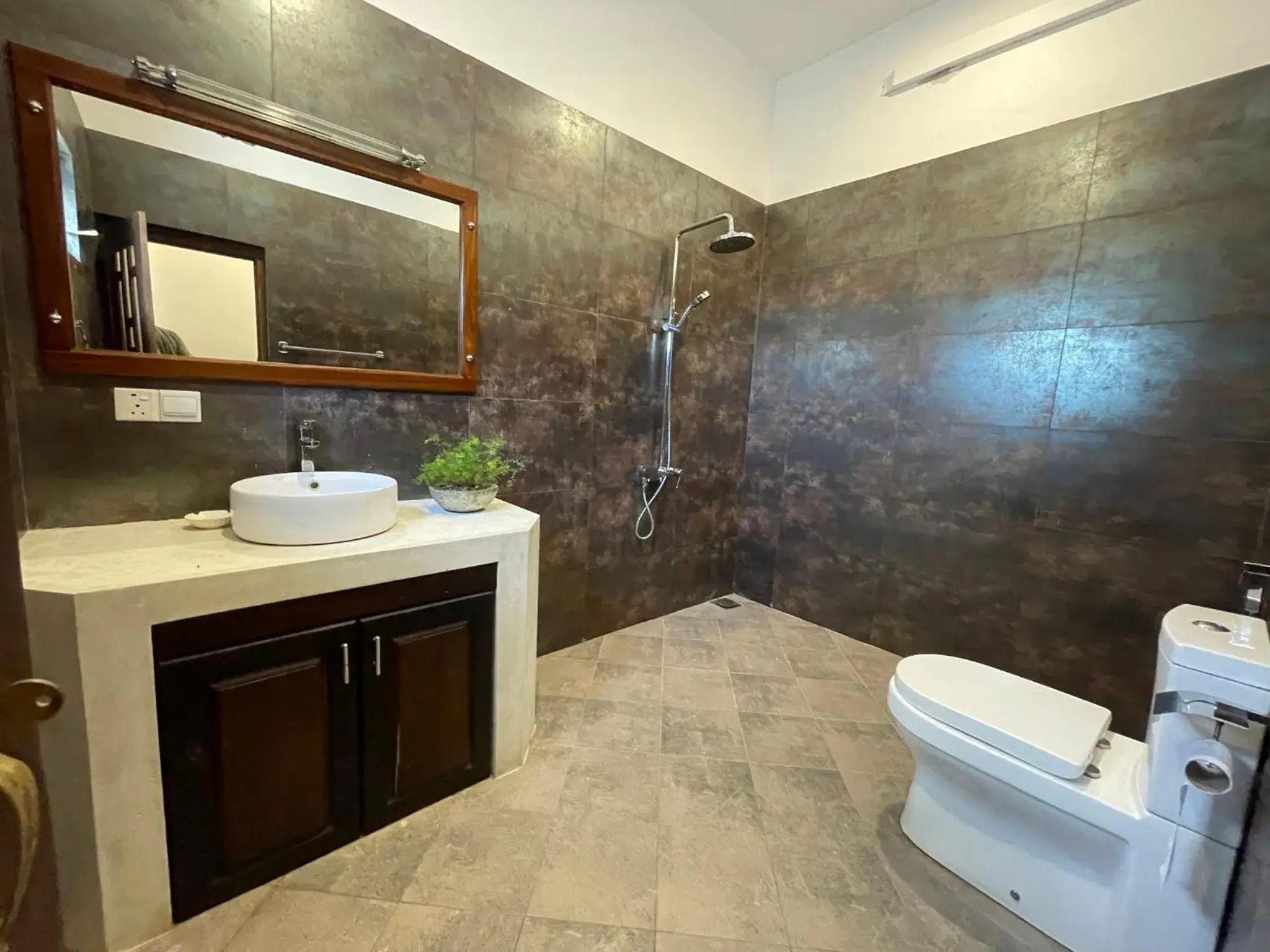 Bathroom in Crystal Oceanic Bathroom in Crystal Oceanic