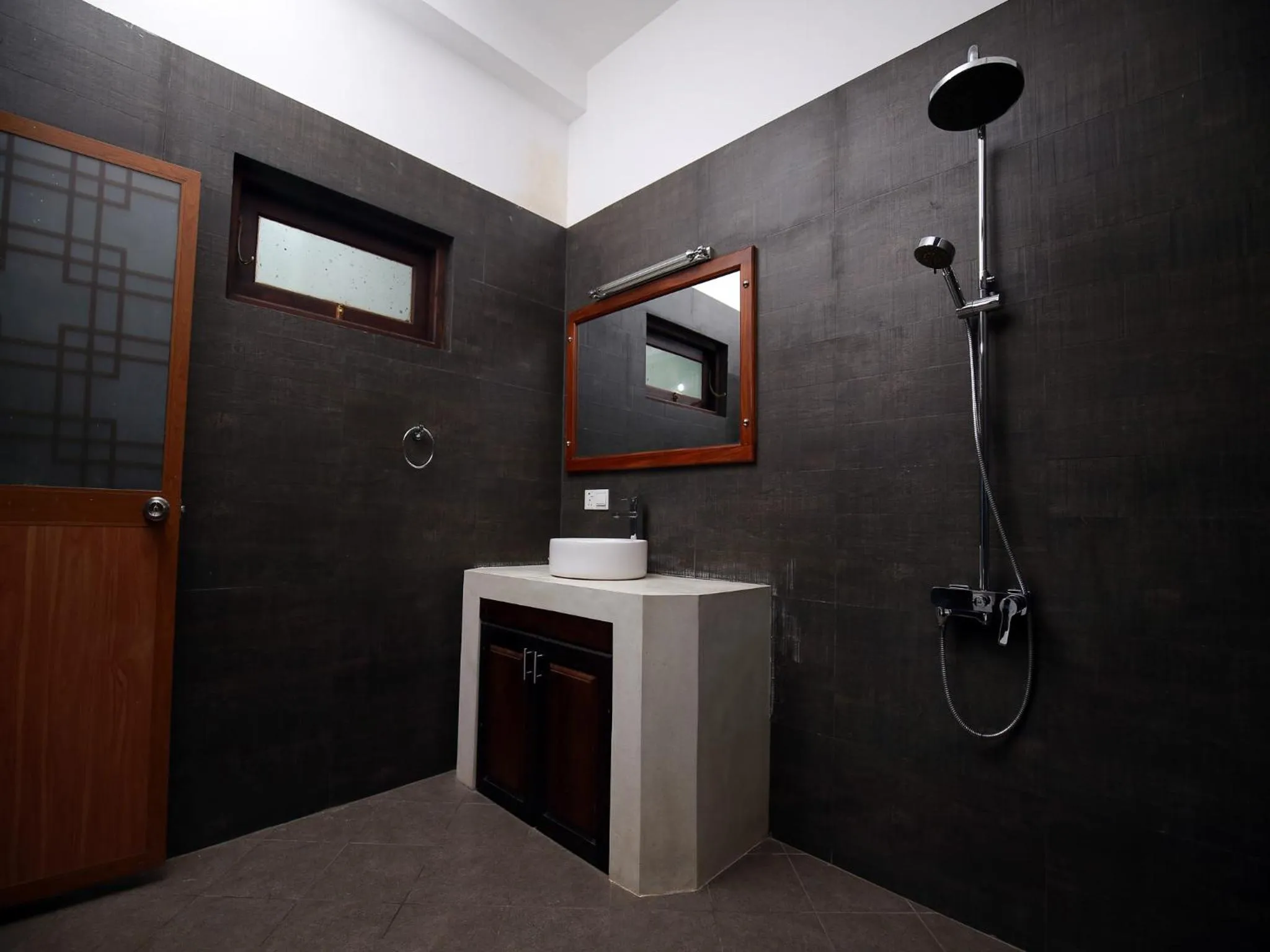 Bathroom in Crystal Oceanic