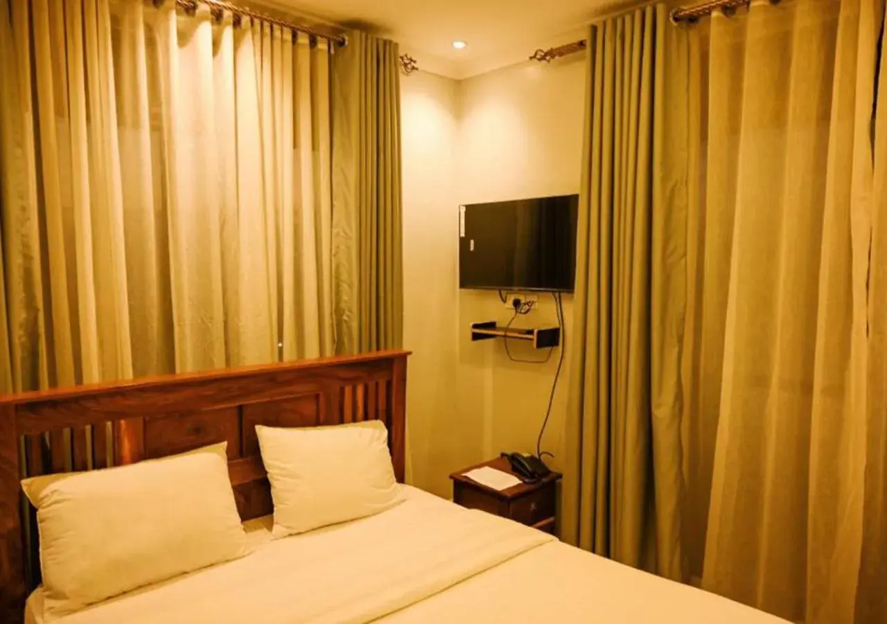 Single Room in Neon Hotel Ntinda Single Room in Neon Hotel Ntinda