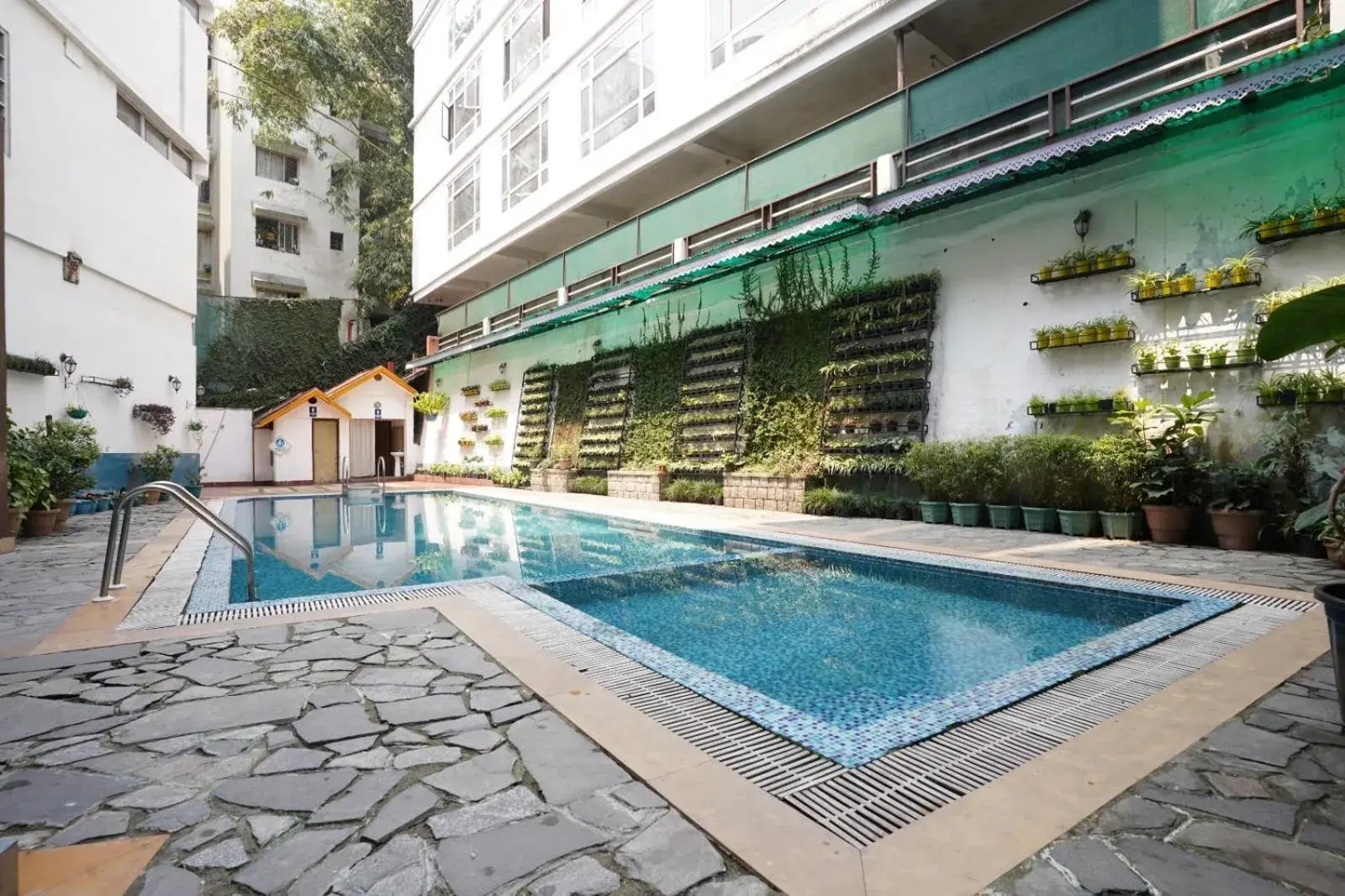 Swimming pool in Terrace Valley Hotel Swimming pool in Terrace Valley Hotel