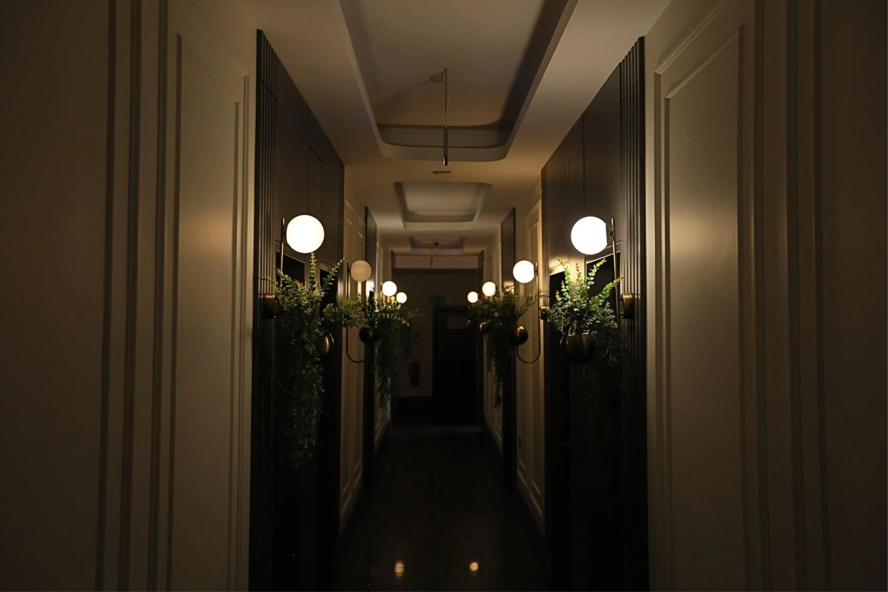 Property building in Ren Business Hotel