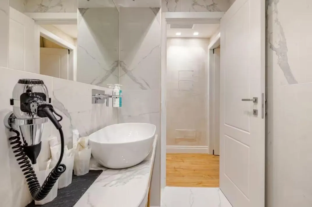 Bathroom in The Place 217