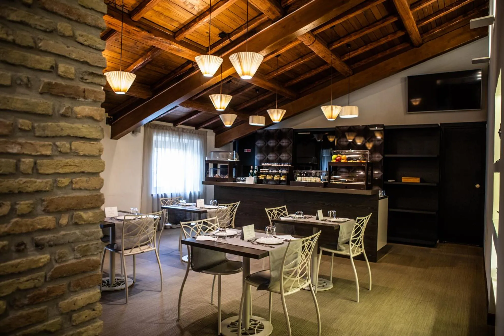 Breakfast in The Place 217