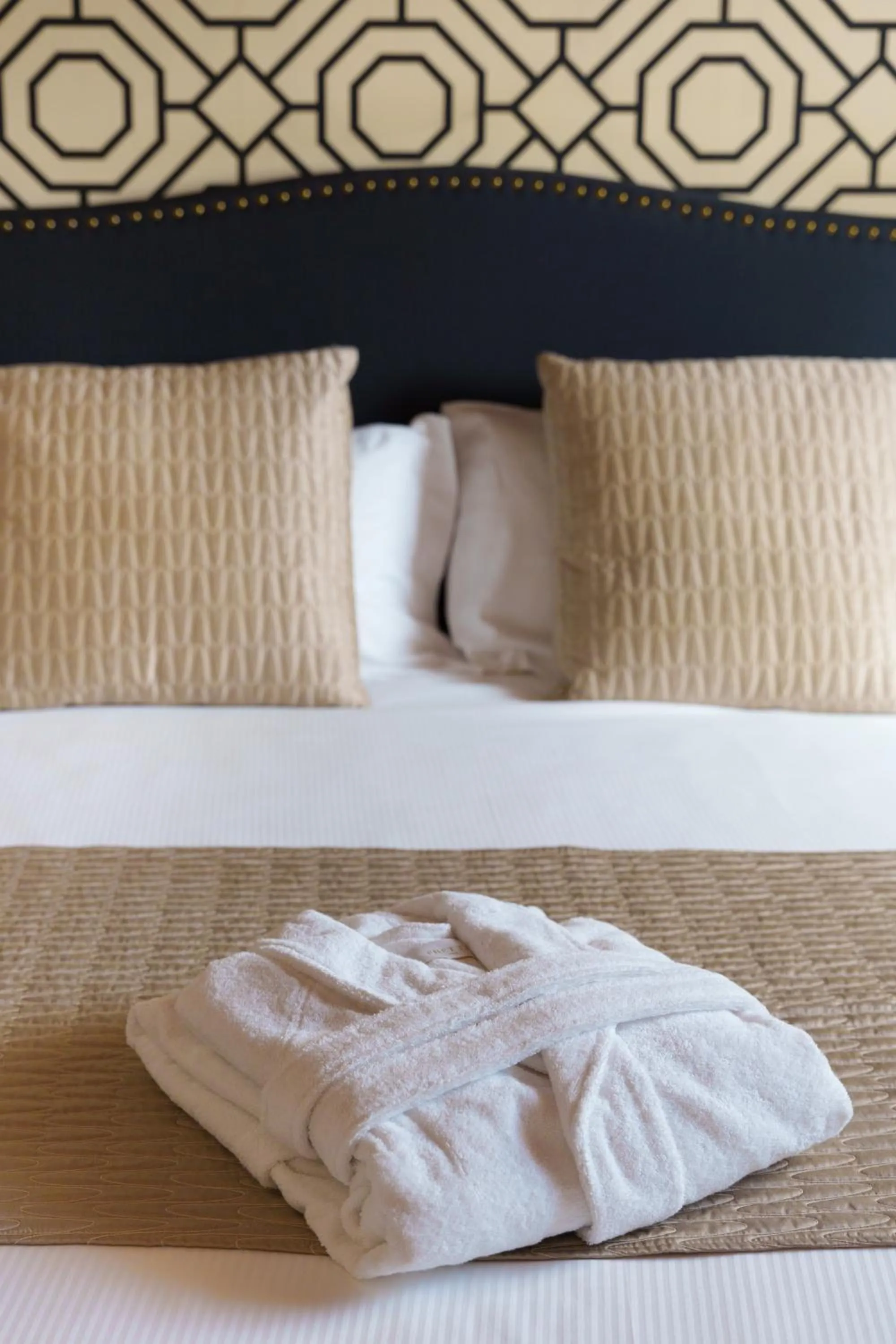 Bed in The Place 217