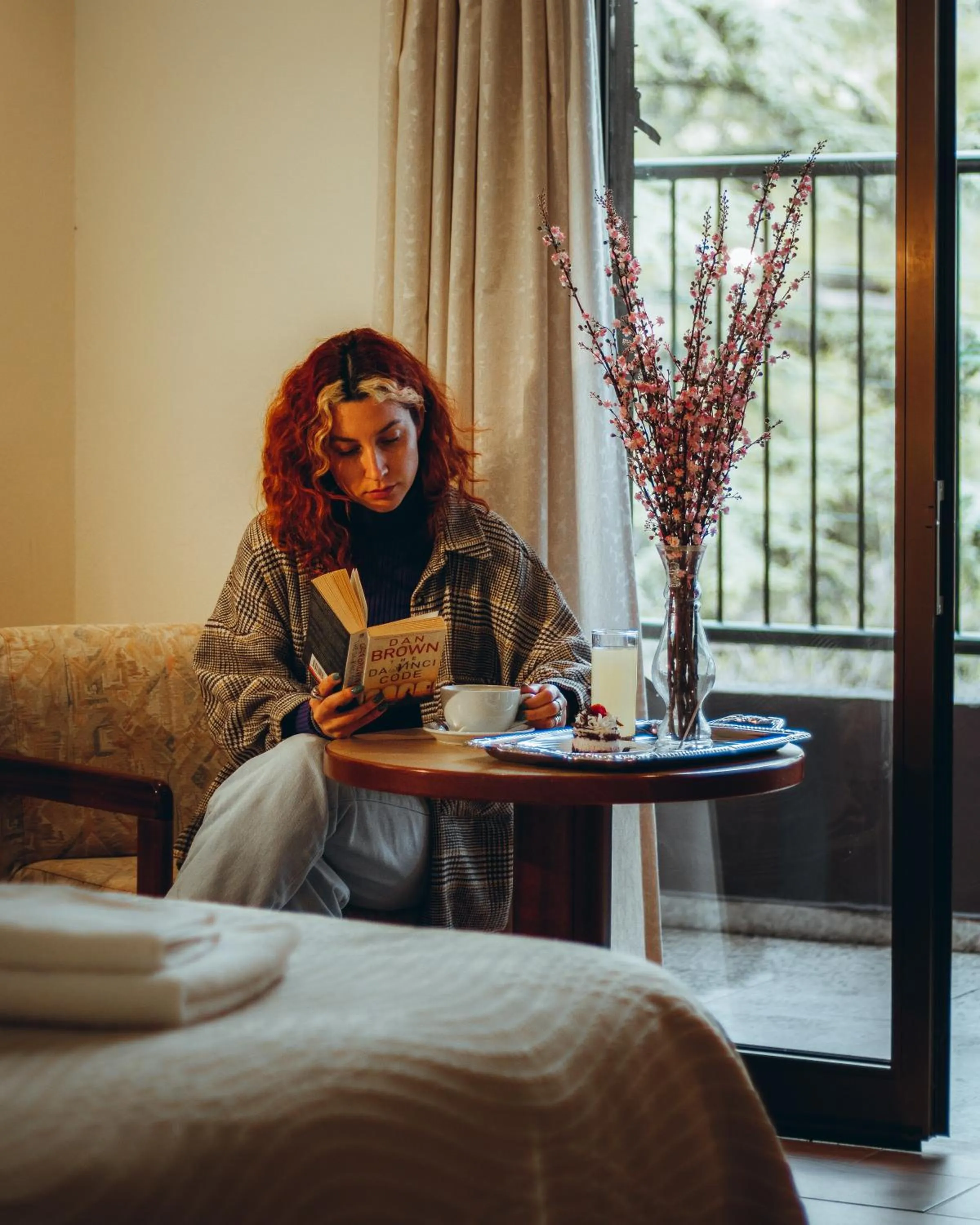 Property building, Bed in Kallithea INN