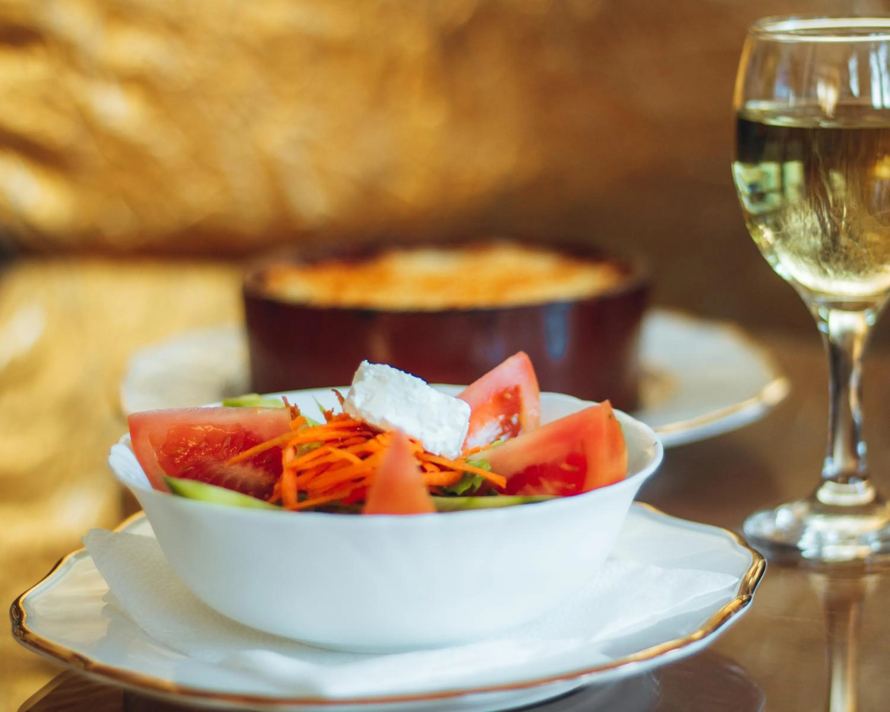 Food and drinks in Kallithea INN