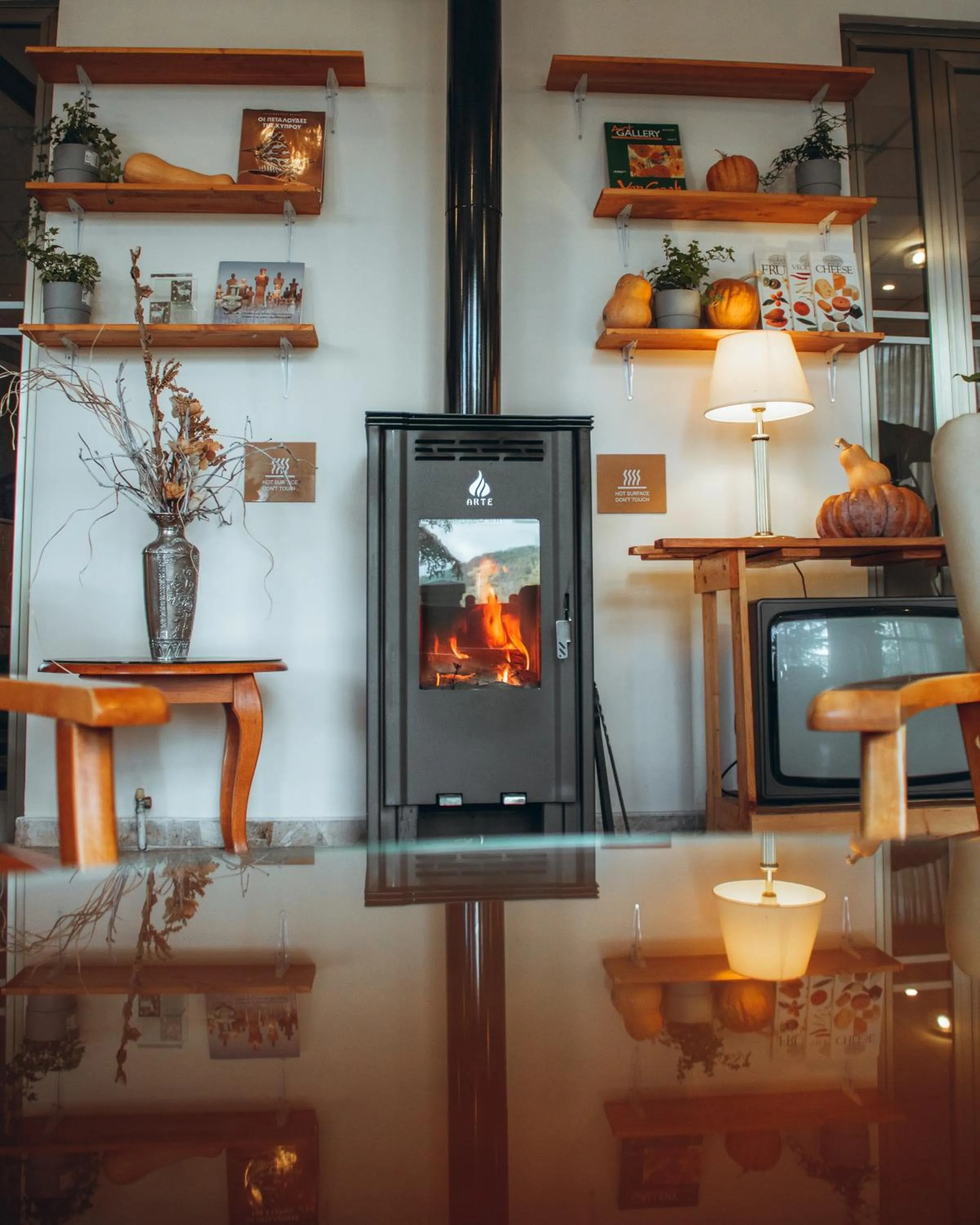 Living room in Kallithea INN
