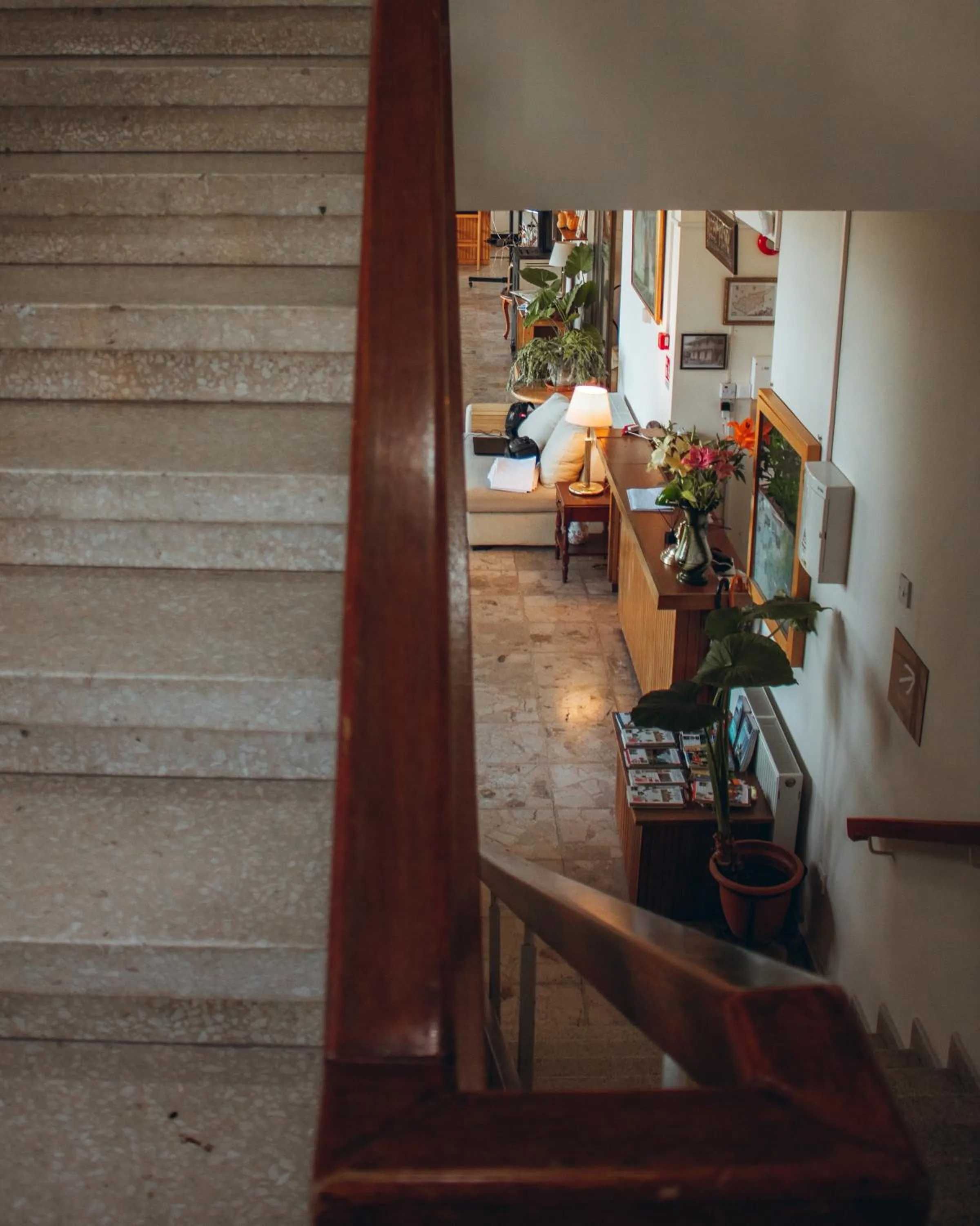 Restaurant/places to eat in Kallithea INN