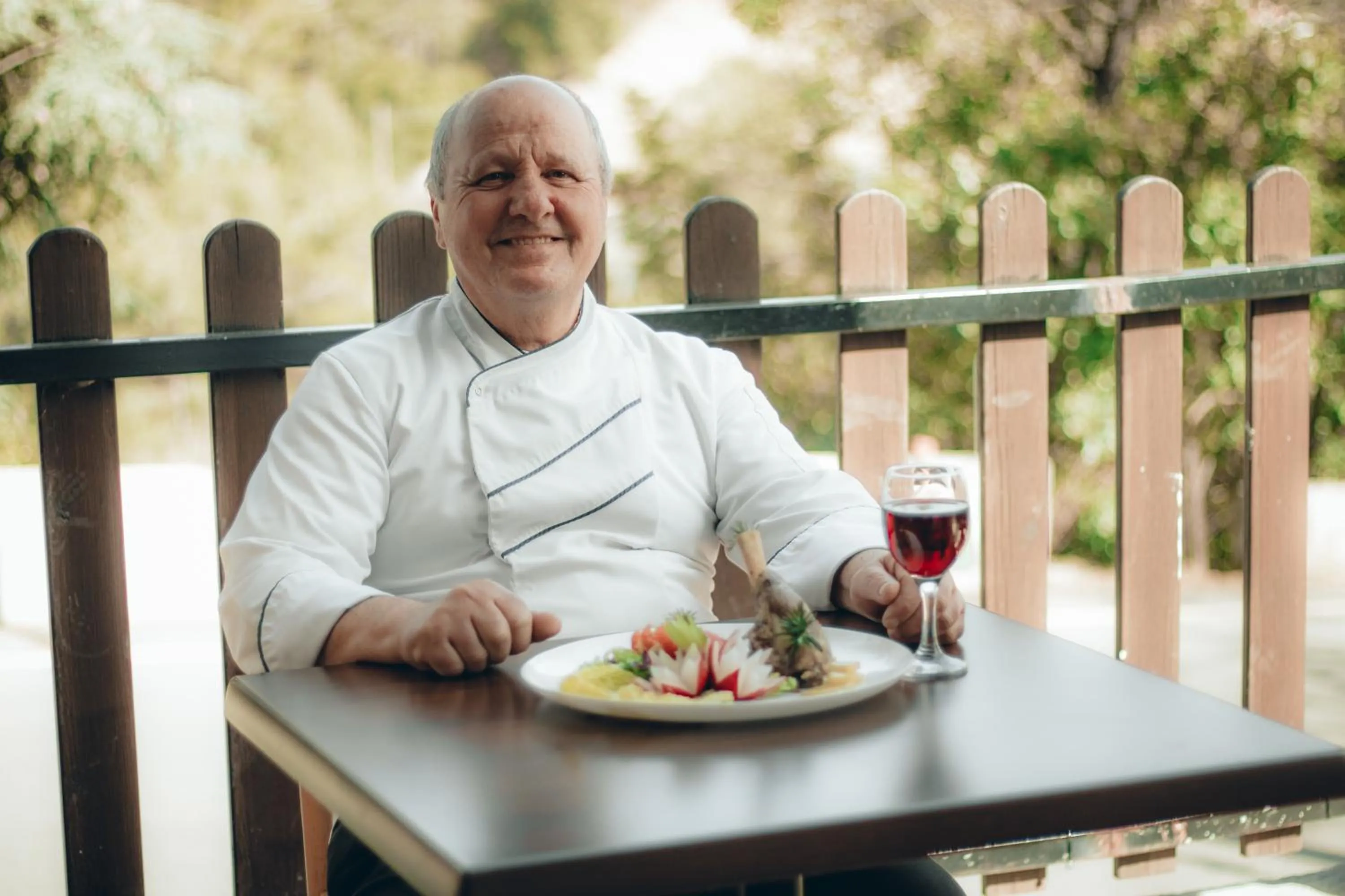 People in Kallithea INN