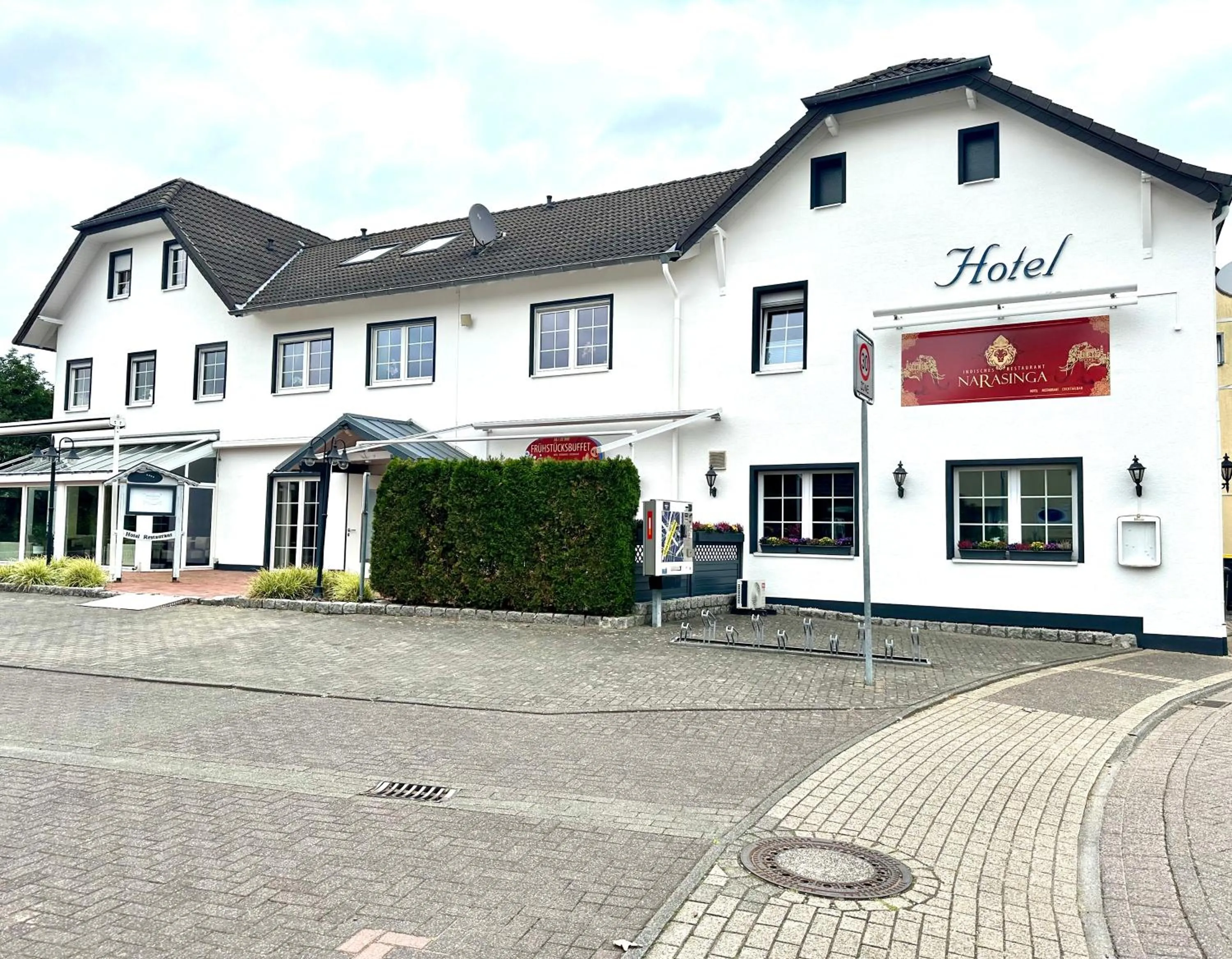 Hotel Restaurant Narasinga