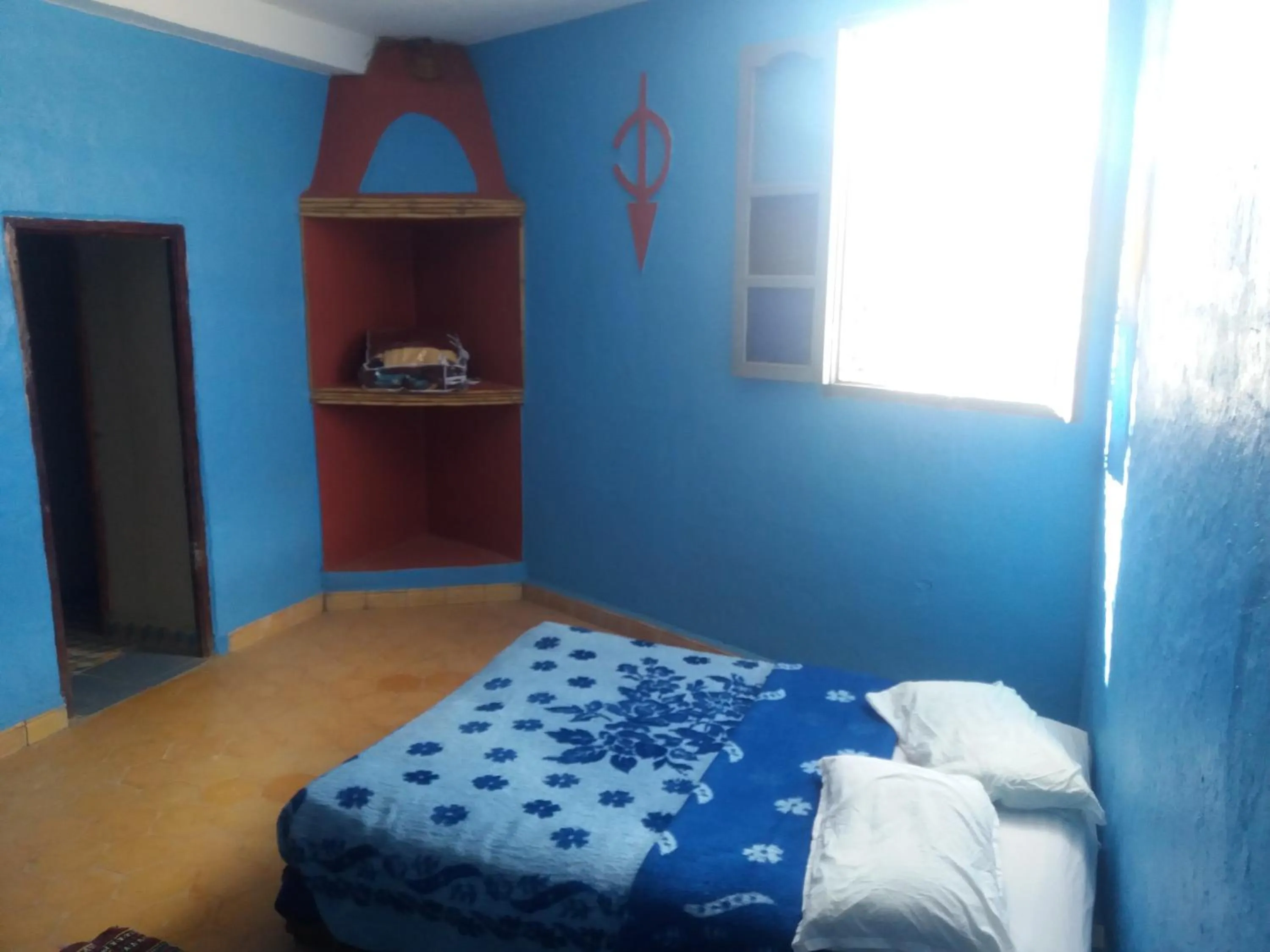 Decorative detail, Bed in Chez Belkacem