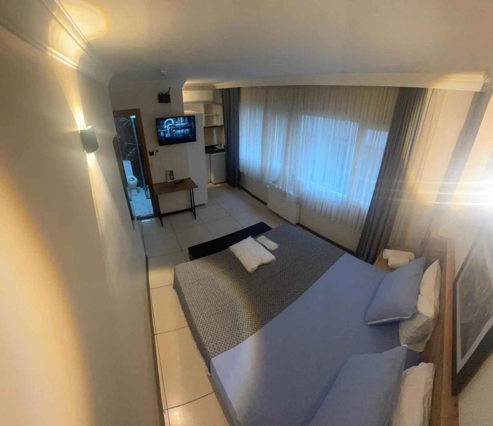 Photo of the whole room, Bed in The balo pera hotel