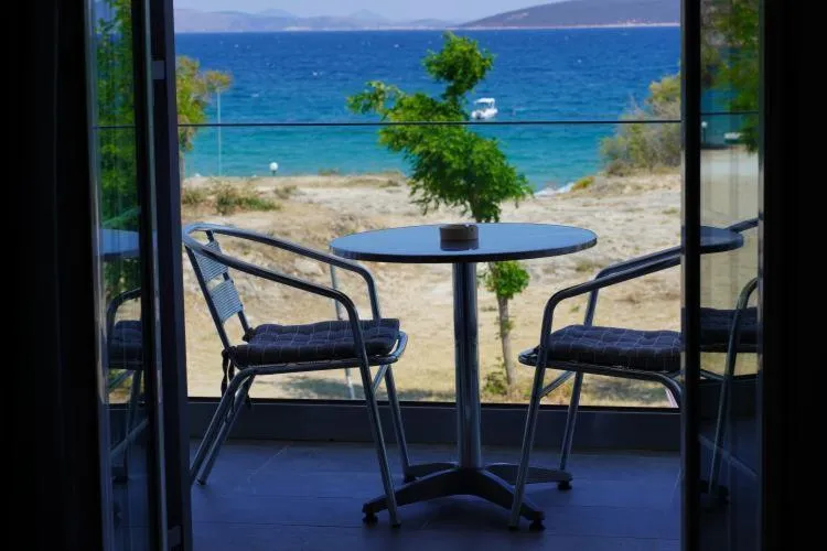 ANGELO Cafe Hotel