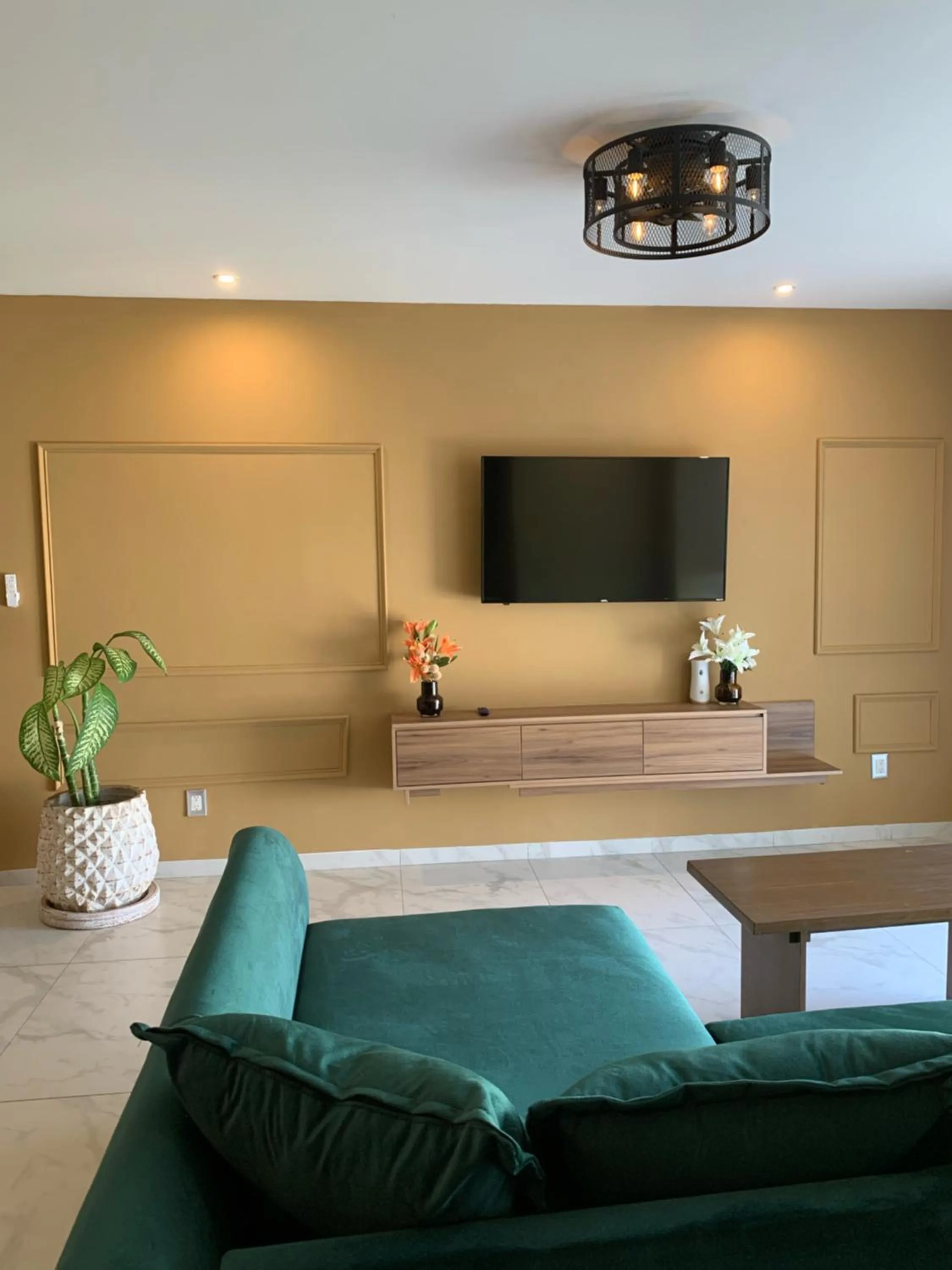 DHaus Guadalajara Country Club