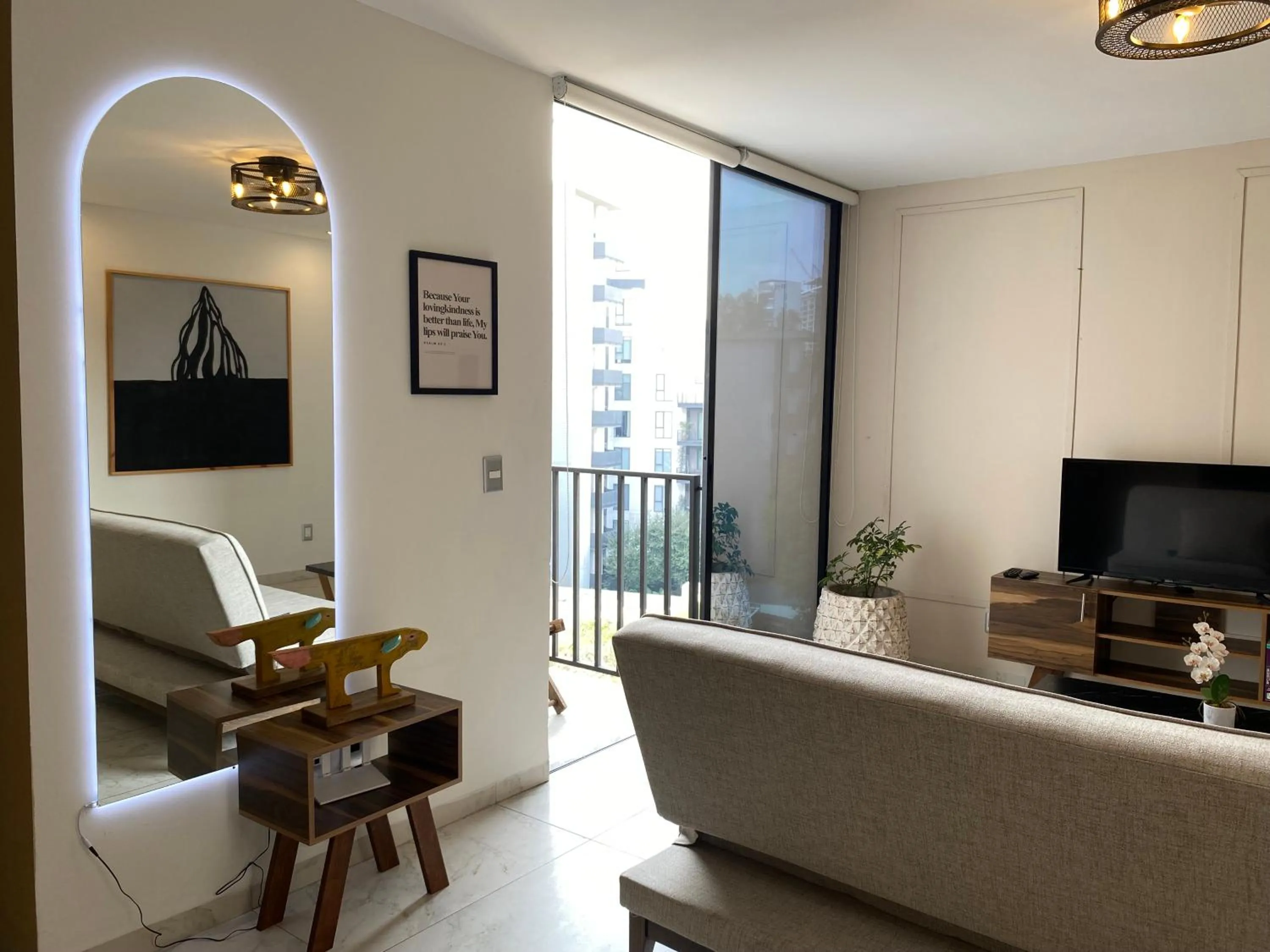 DHaus Guadalajara Country Club