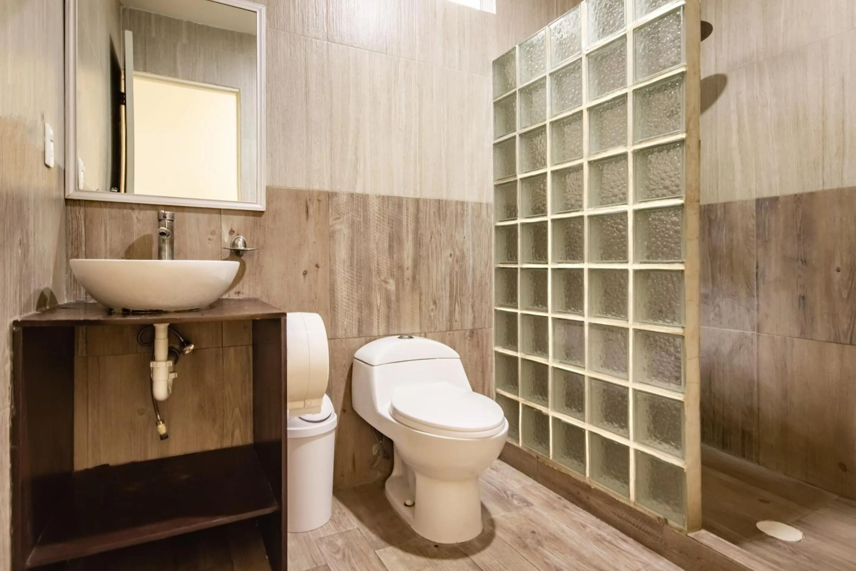 Bathroom in OYO Hotel Halley