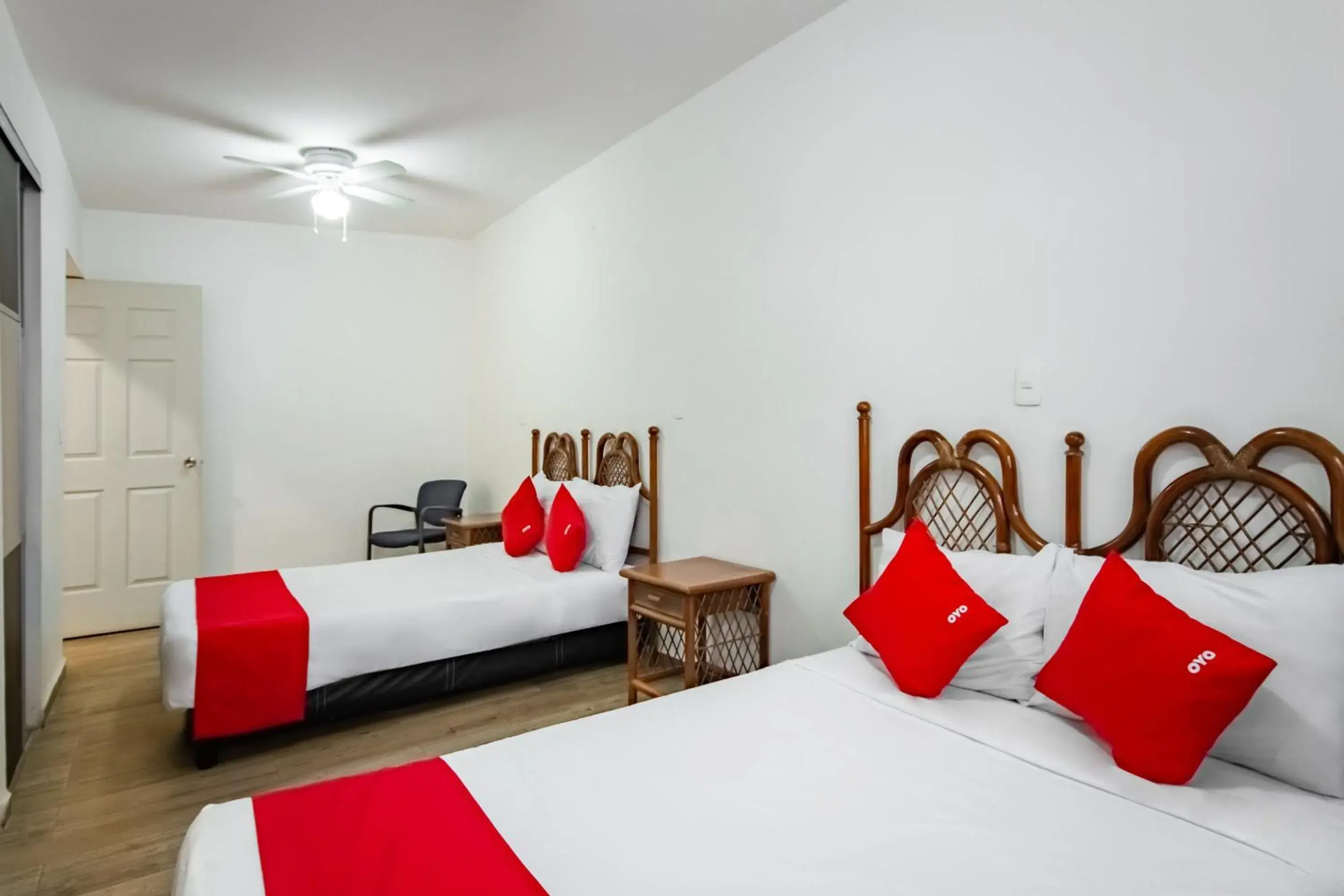 Bedroom in OYO Hotel Halley Bedroom in OYO Hotel Halley