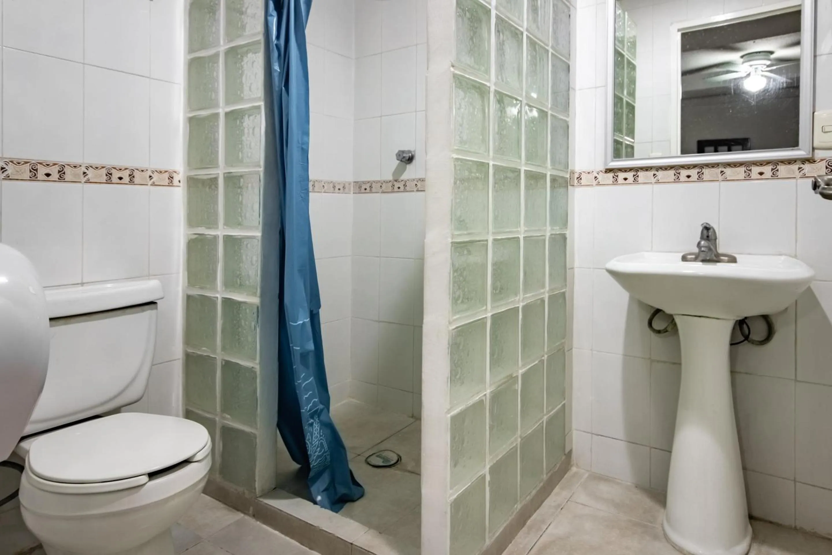 Bathroom in OYO Hotel Halley