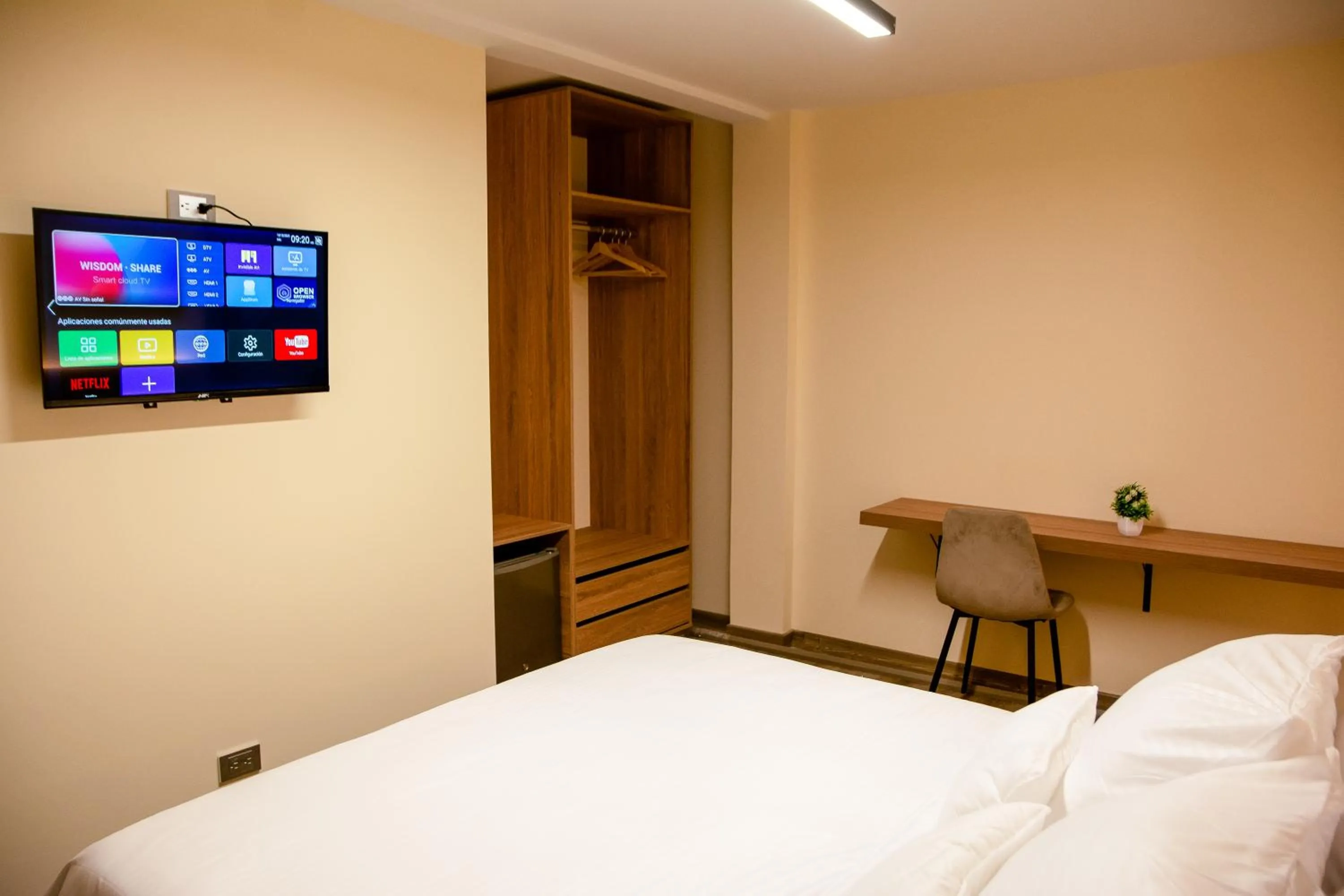 Bed in Aerosuites & SkyHub